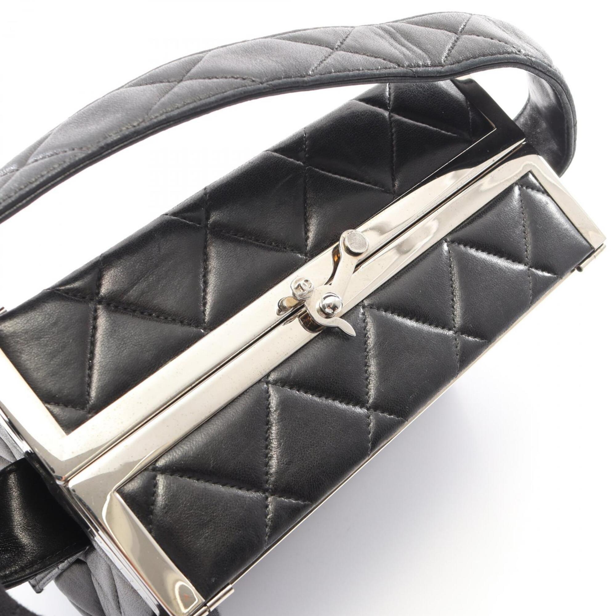 Chanel Black Leather Handbag (Pre-Owned)
