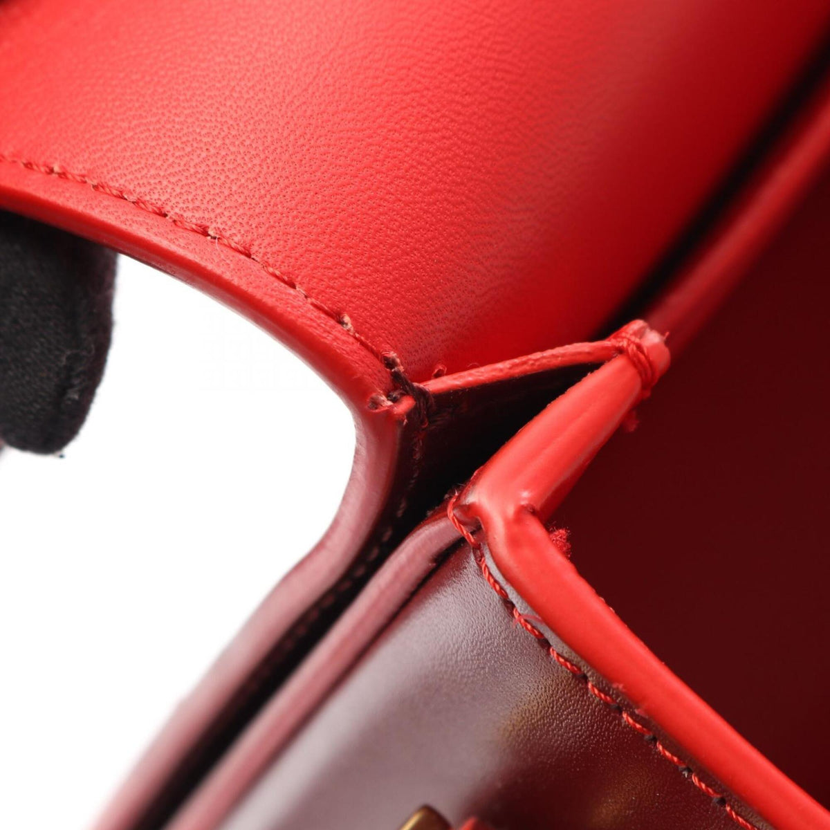 Burberry Bordeaux Red Color Leather Handbag Shoulder Bag (Pre-Owned)