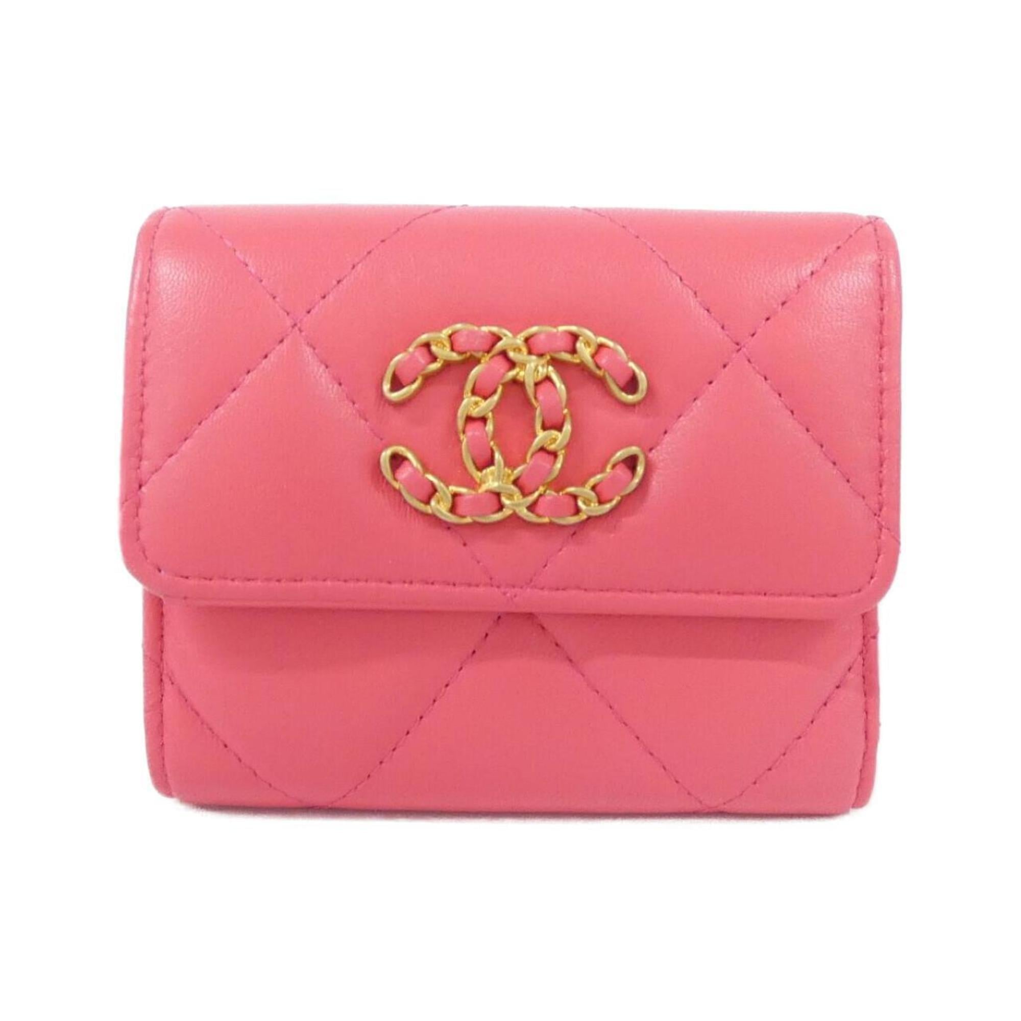 Chanel Pink Leather Wallet (Tri-Fold) (Pre-Owned)