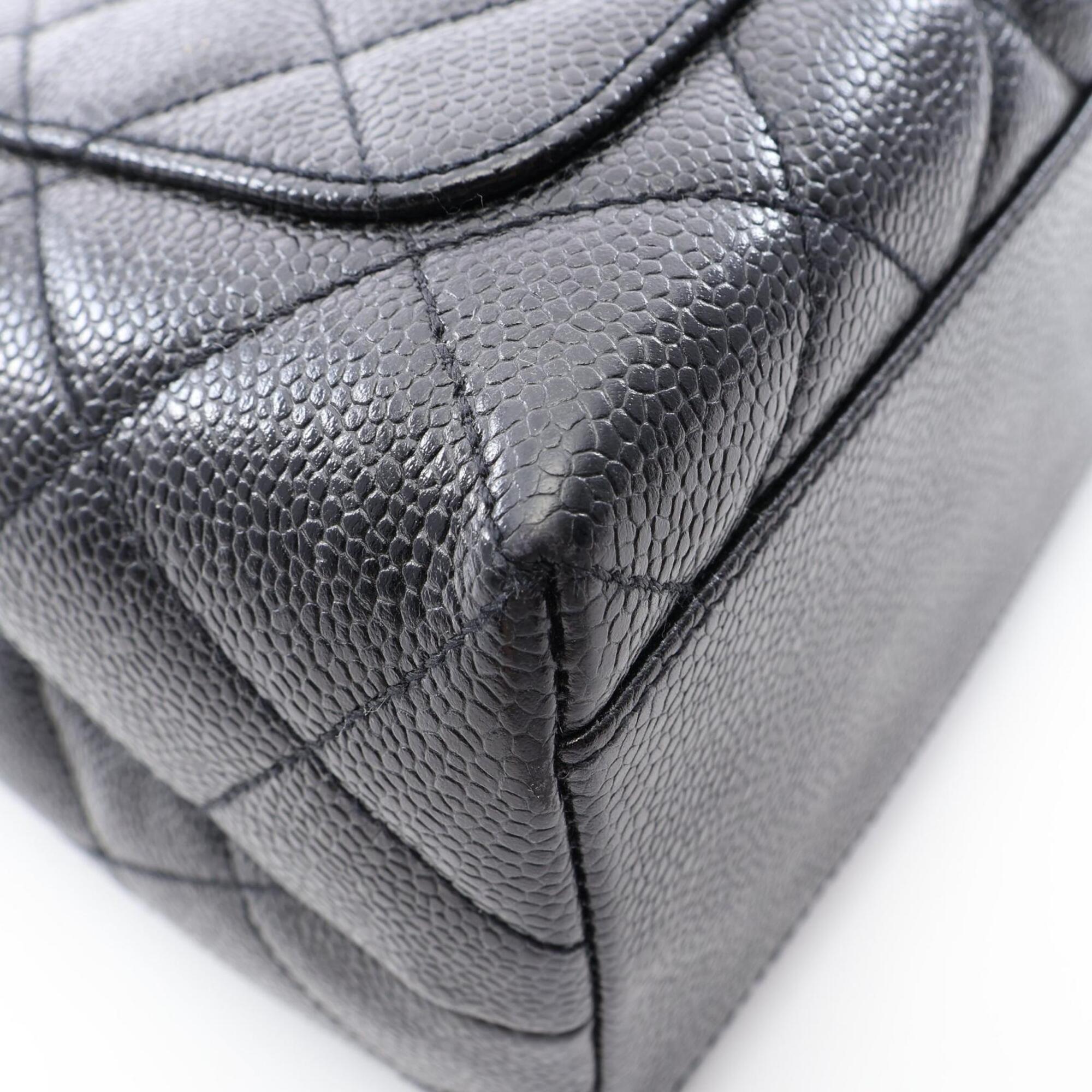 Chanel Black Grained Calfskin Handbag (Pre-Owned)