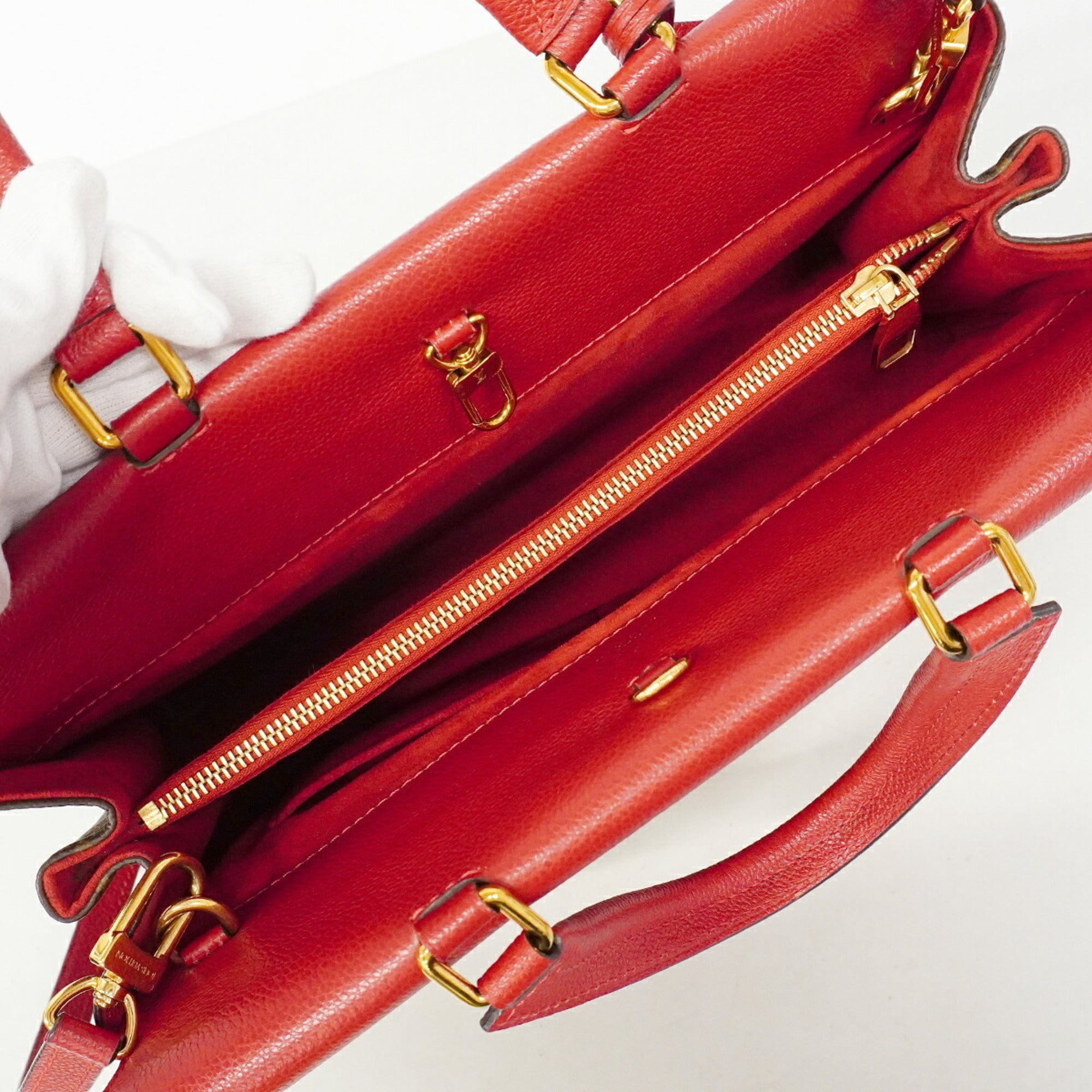 Louis Vuitton Cerise Handbag (Pre-Owned)