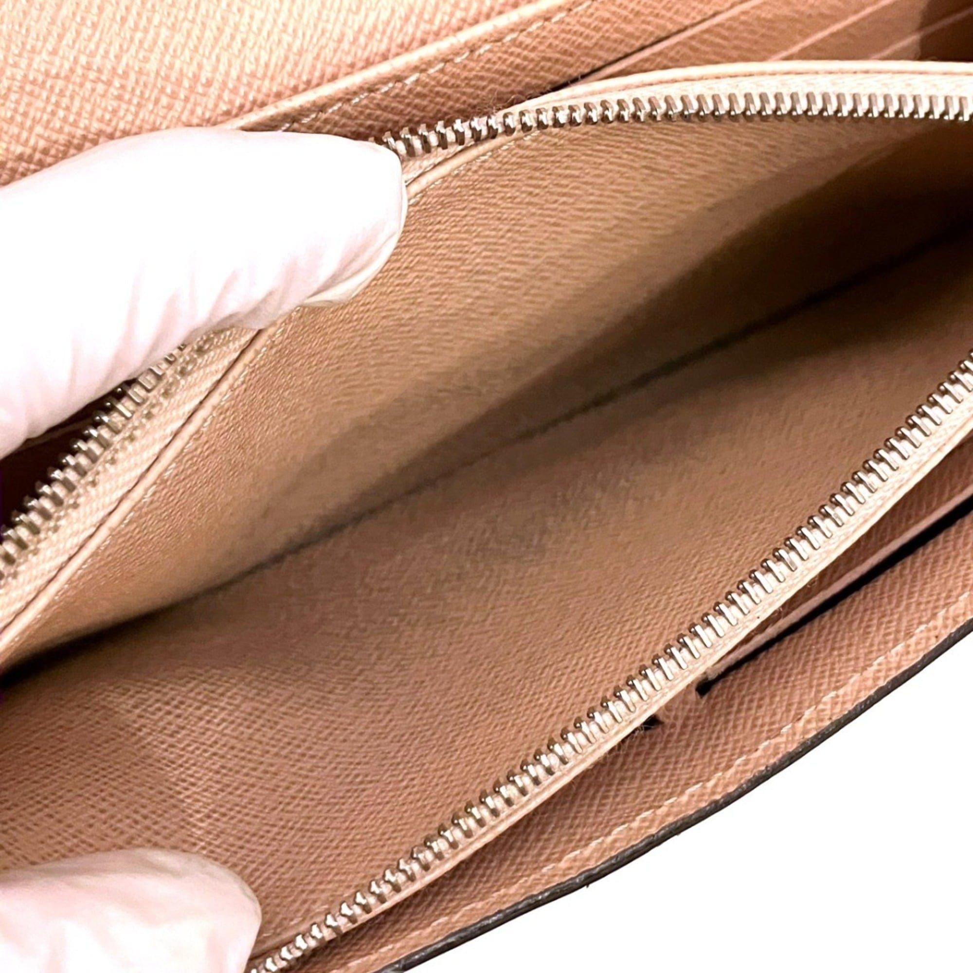 Louis Vuitton Epi Pink Leather Long Wallet (Bi-Fold) (Pre-Owned)