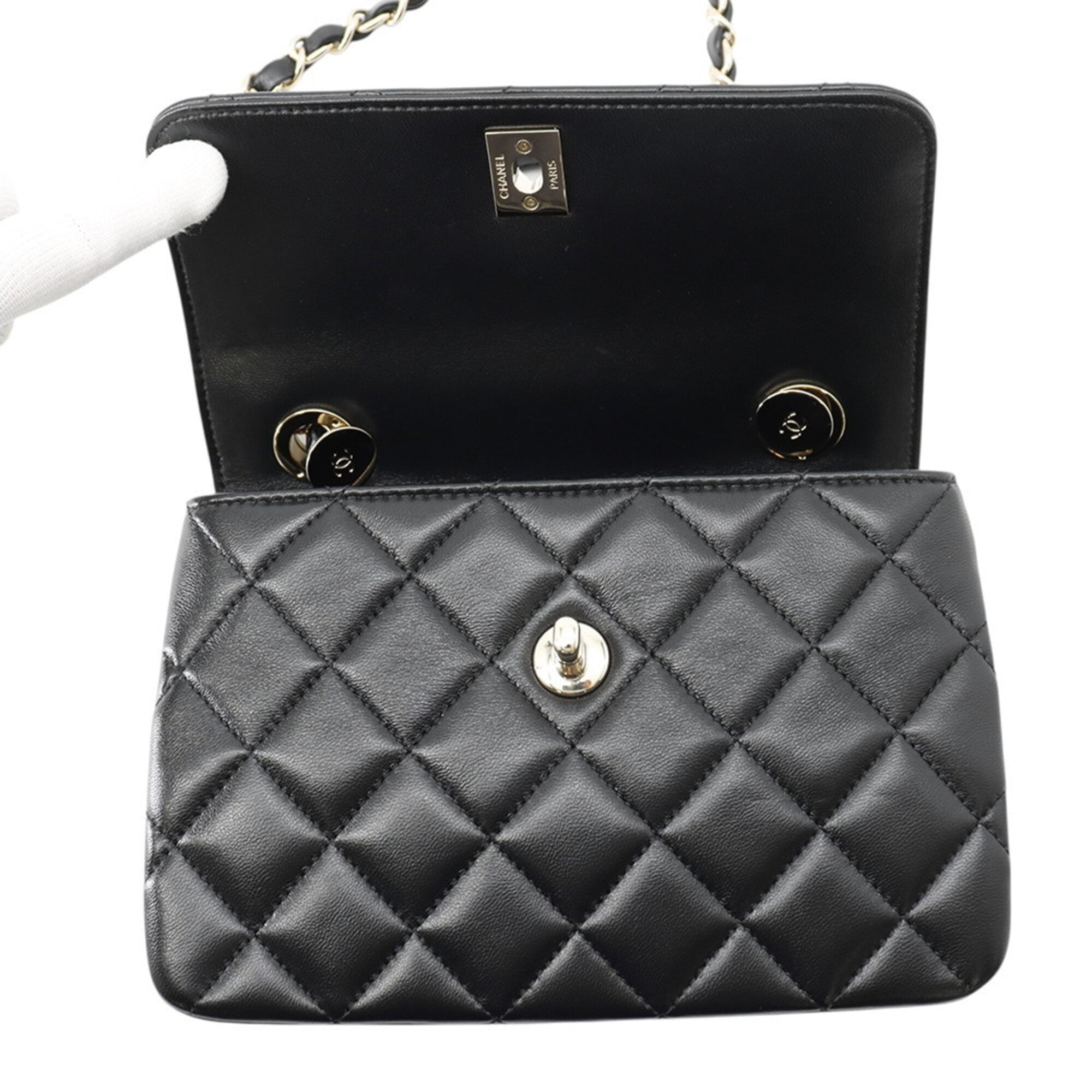 Chanel Black Leather Handbag Shoulder Bag (Pre-Owned)