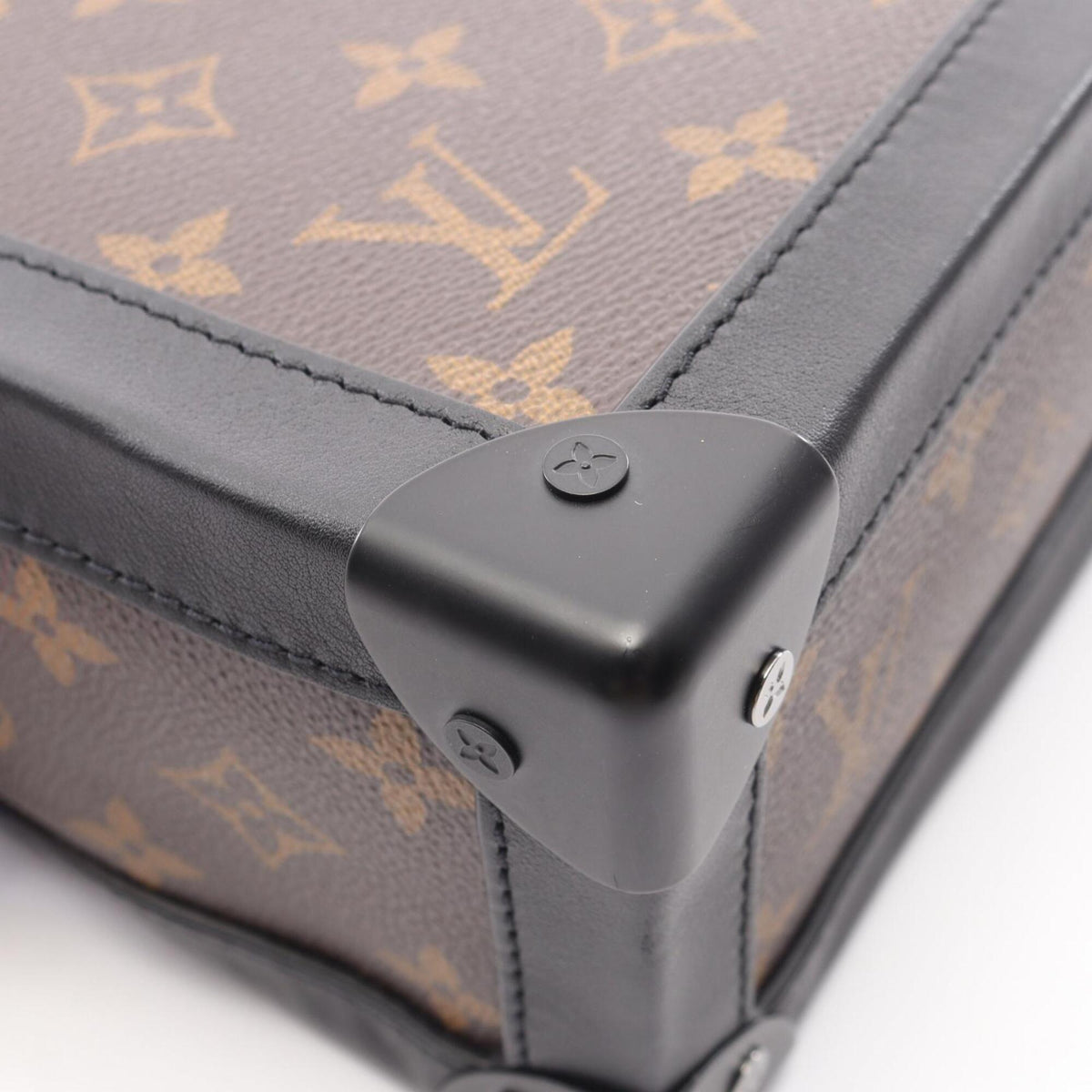Louis Vuitton Brown Coated Canvas Leather Handbag Shoulder Bag (Pre-Owned)