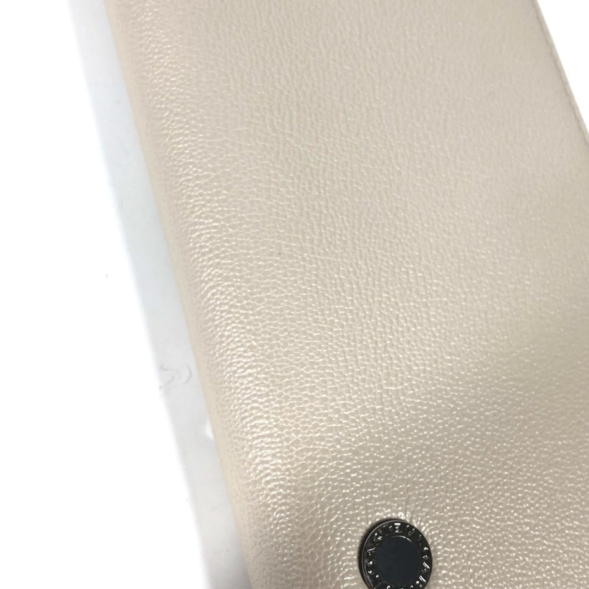 Bvlgari Ivory Leather Long Wallet (Bi-Fold) (Pre-Owned)