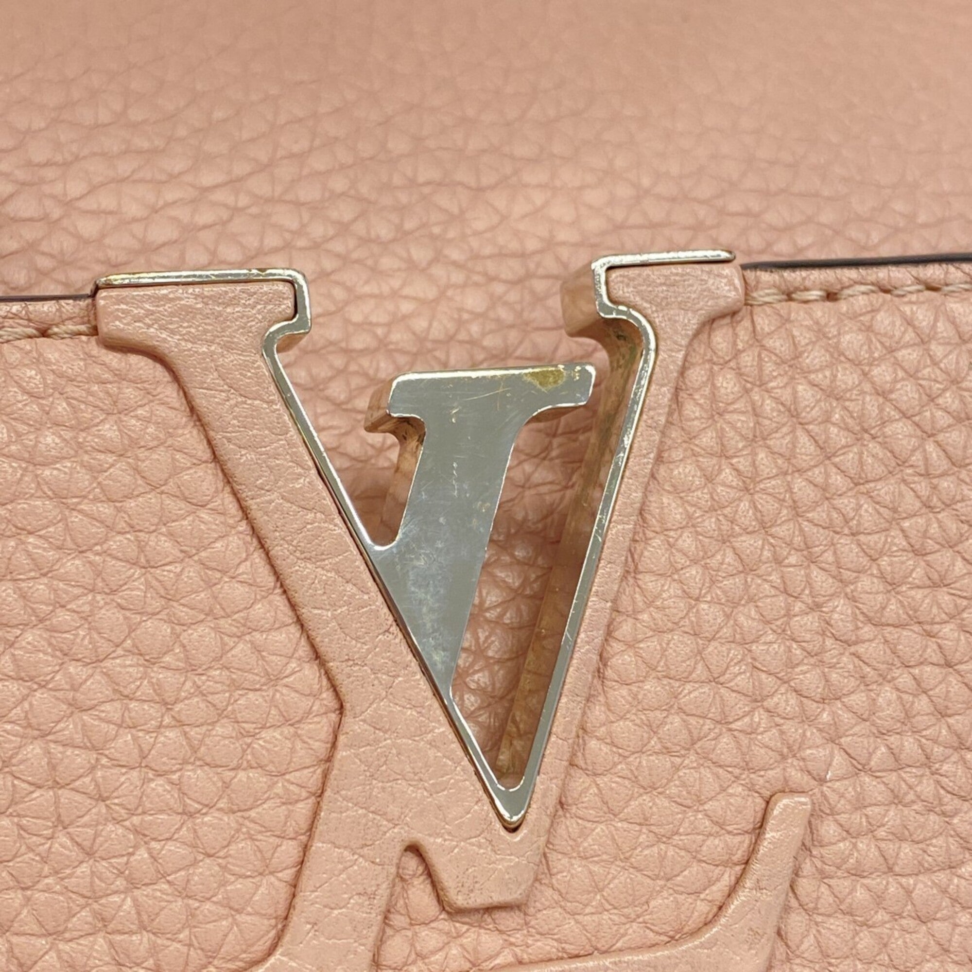 Louis Vuitton Magnolia Handbag (Pre-Owned)