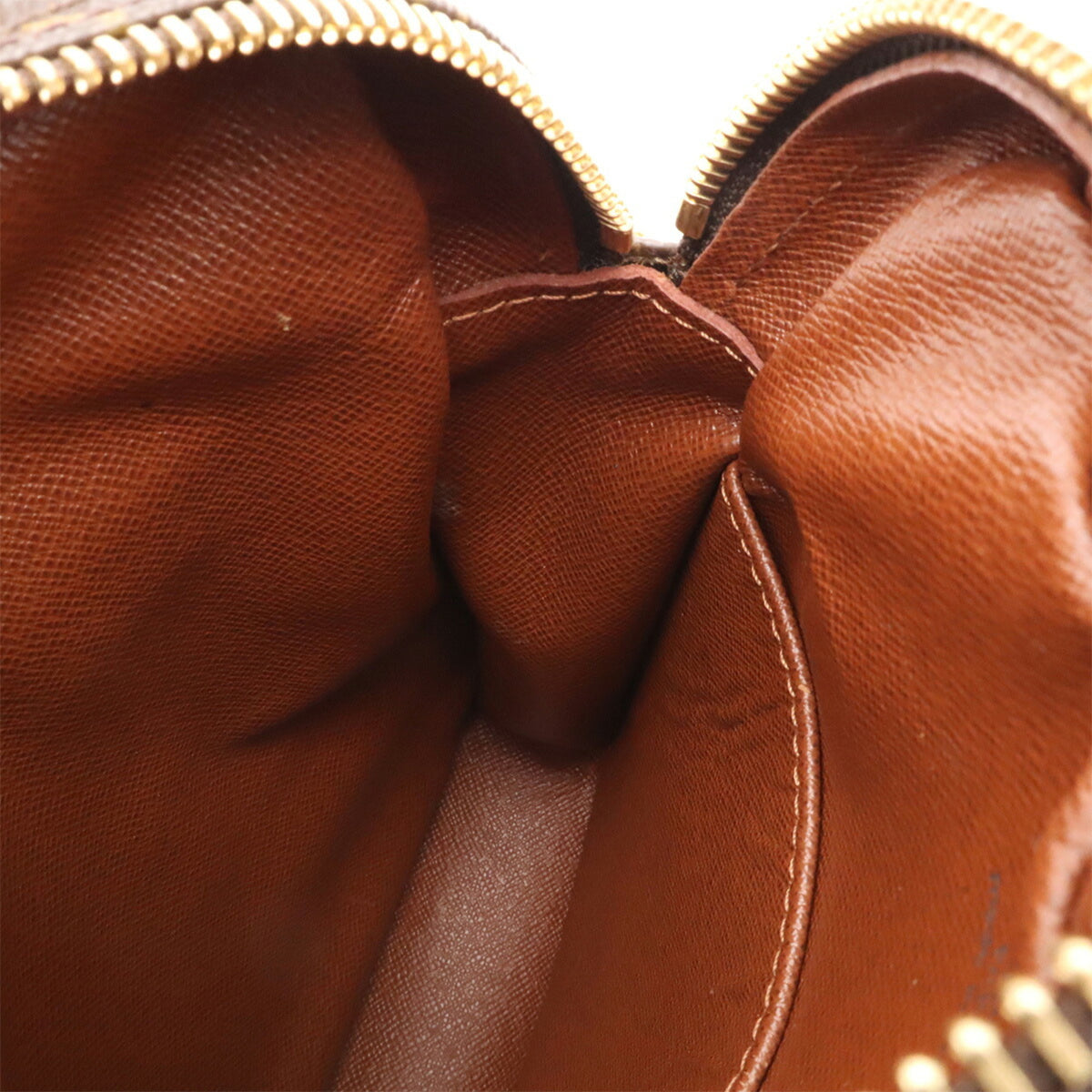 Louis Vuitton Brown Monogram Pochette Shoulder Bag (Pre-Owned)