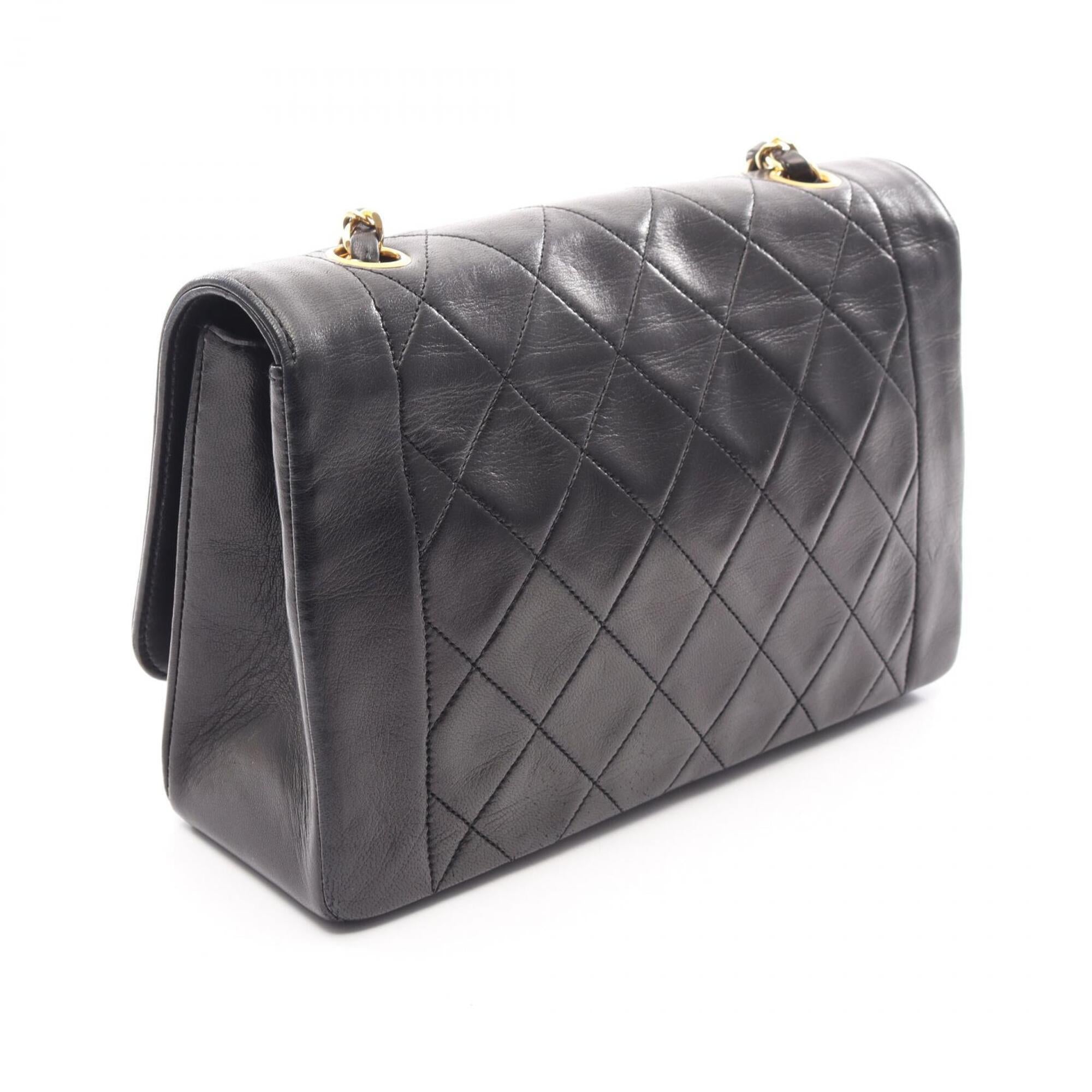 Chanel Black Leather Handbag Shoulder Bag (Pre-Owned)
