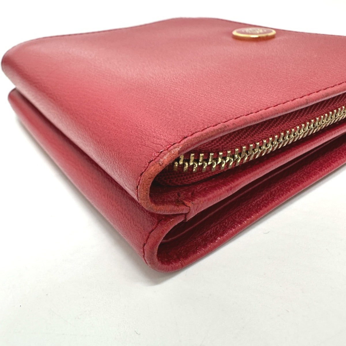 Loewe Red Color Leather Wallet (Bi-Fold) (Pre-Owned)