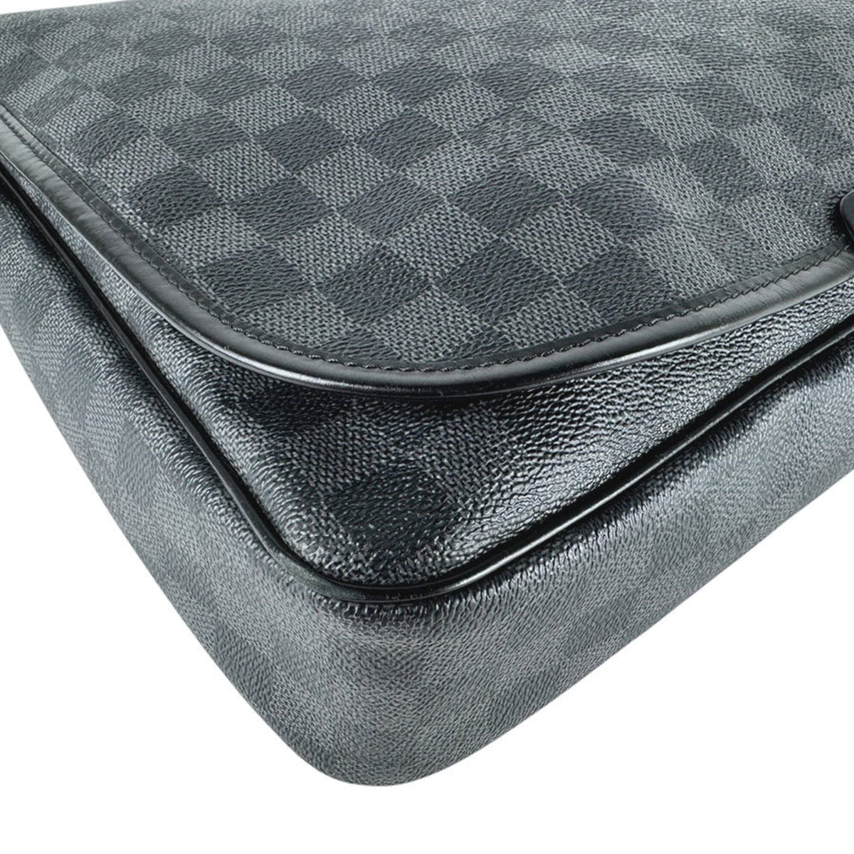 Louis Vuitton Black Damier Graphite Damier Graphite Shoulder Bag (Pre-Owned)