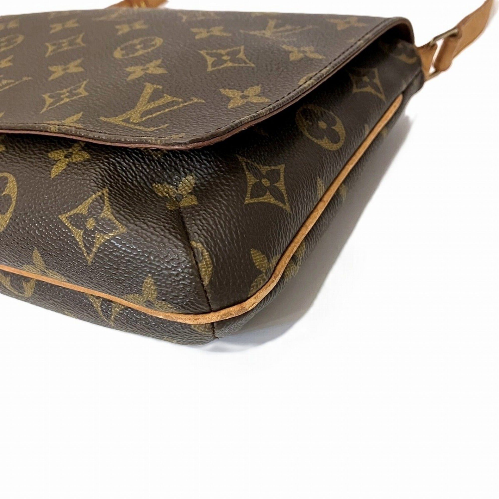 Louis Vuitton Brown Monogram Shoulder Bag (Pre-Owned)