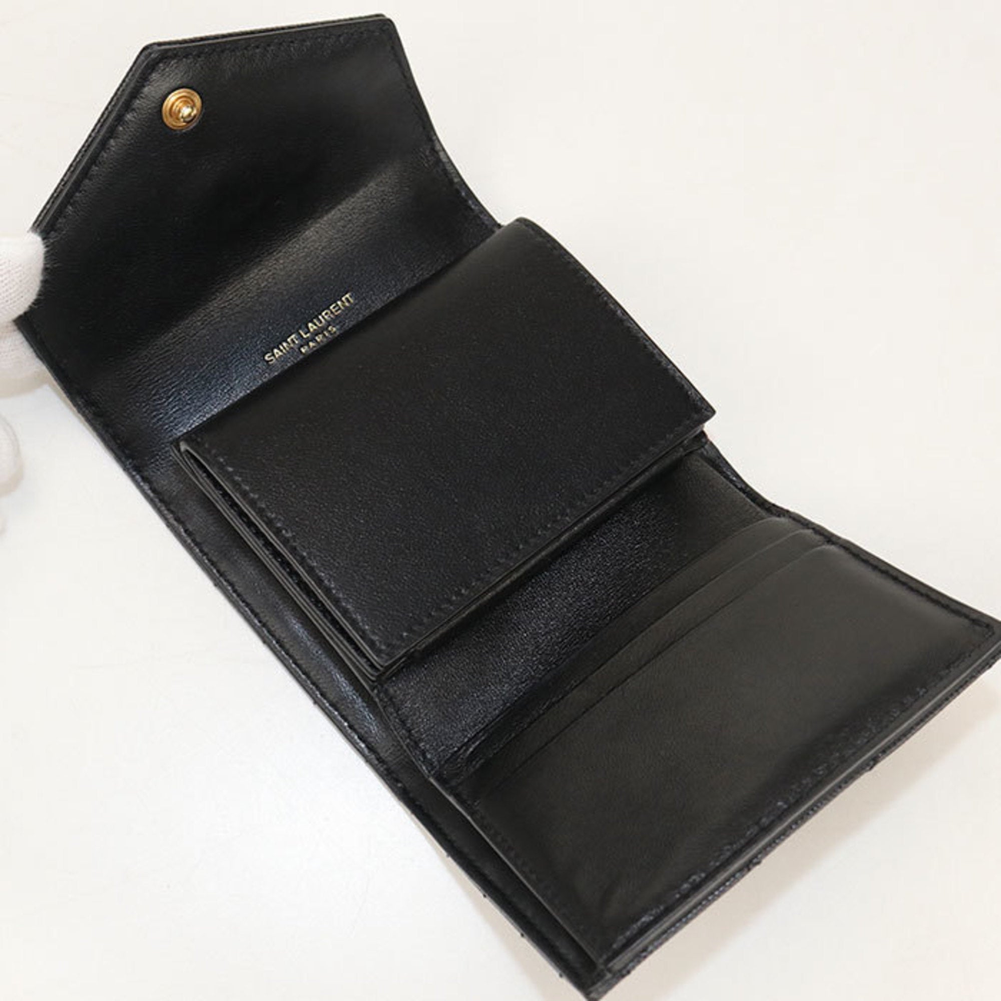 Saint Laurent Black Leather Wallet (Tri-Fold) (Pre-Owned)