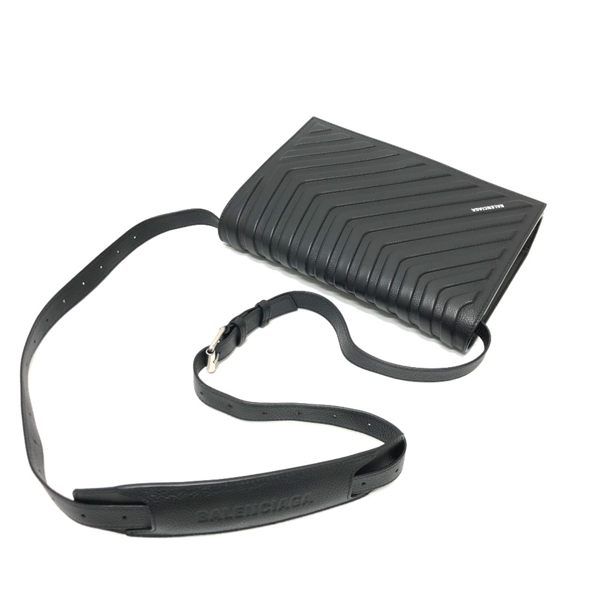 Balenciaga Black Leather Shoulder Bag (Pre-Owned)