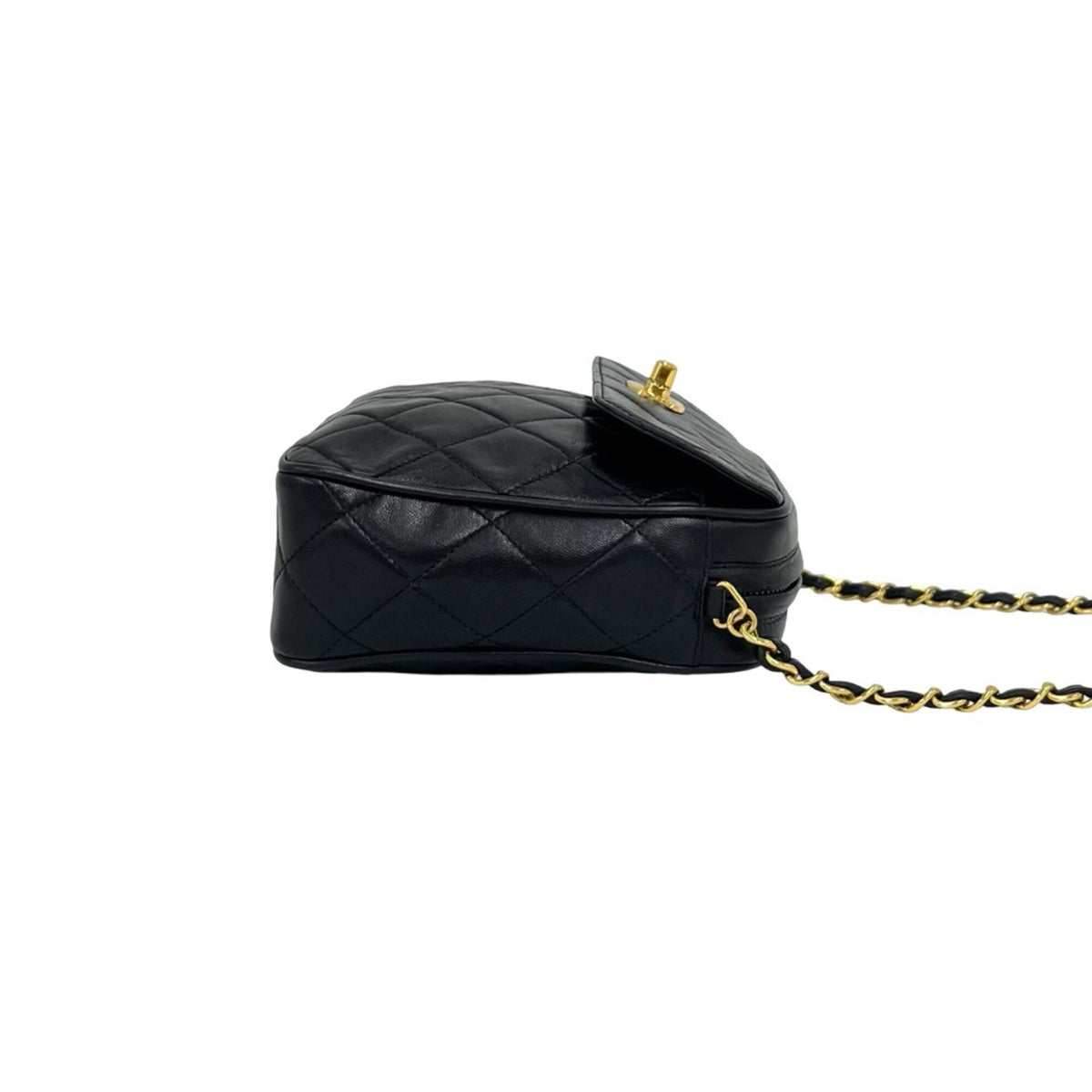 Chanel Black Leather Shoulder Bag (Pre-Owned)