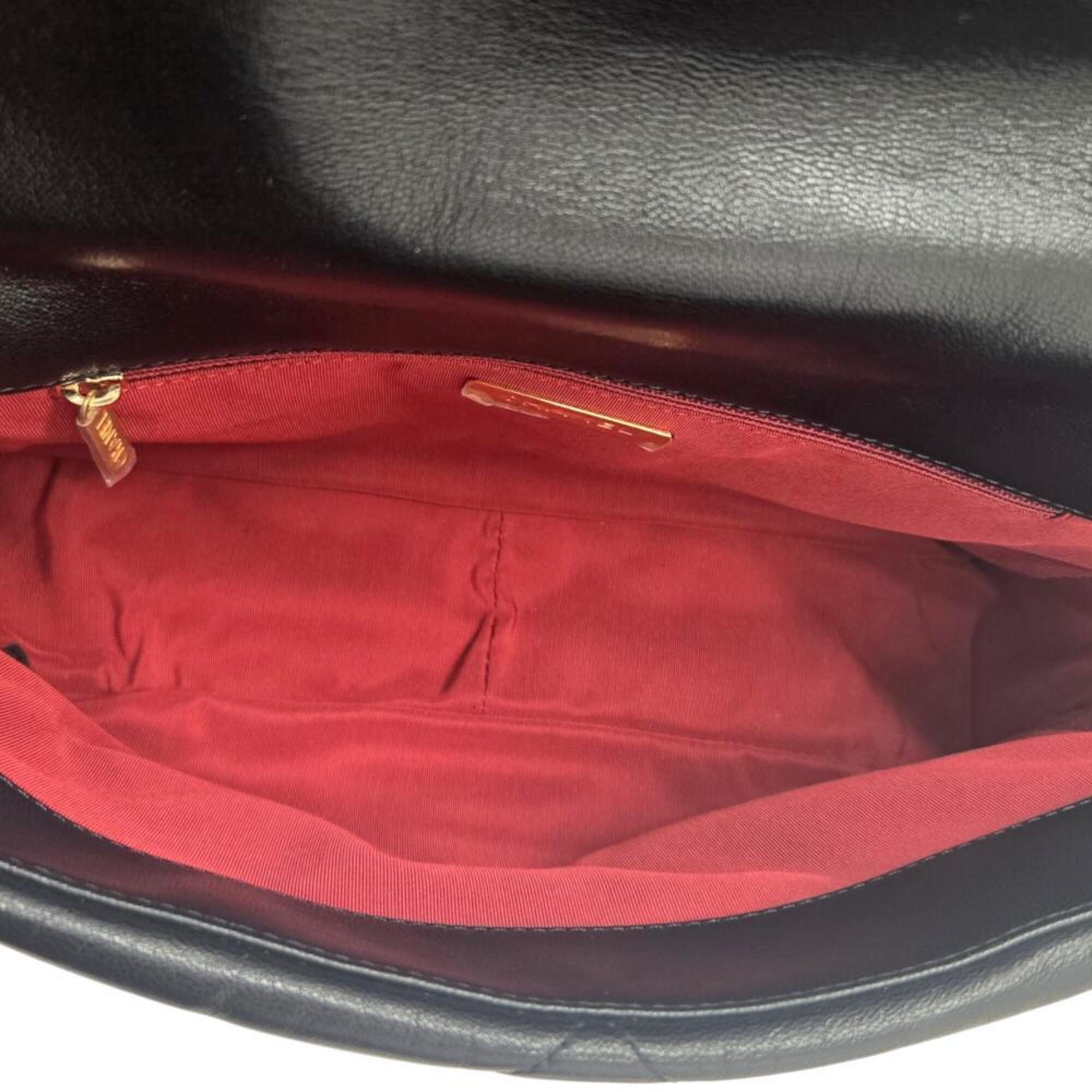 Chanel Black Leather Shoulder Bag (Pre-Owned)