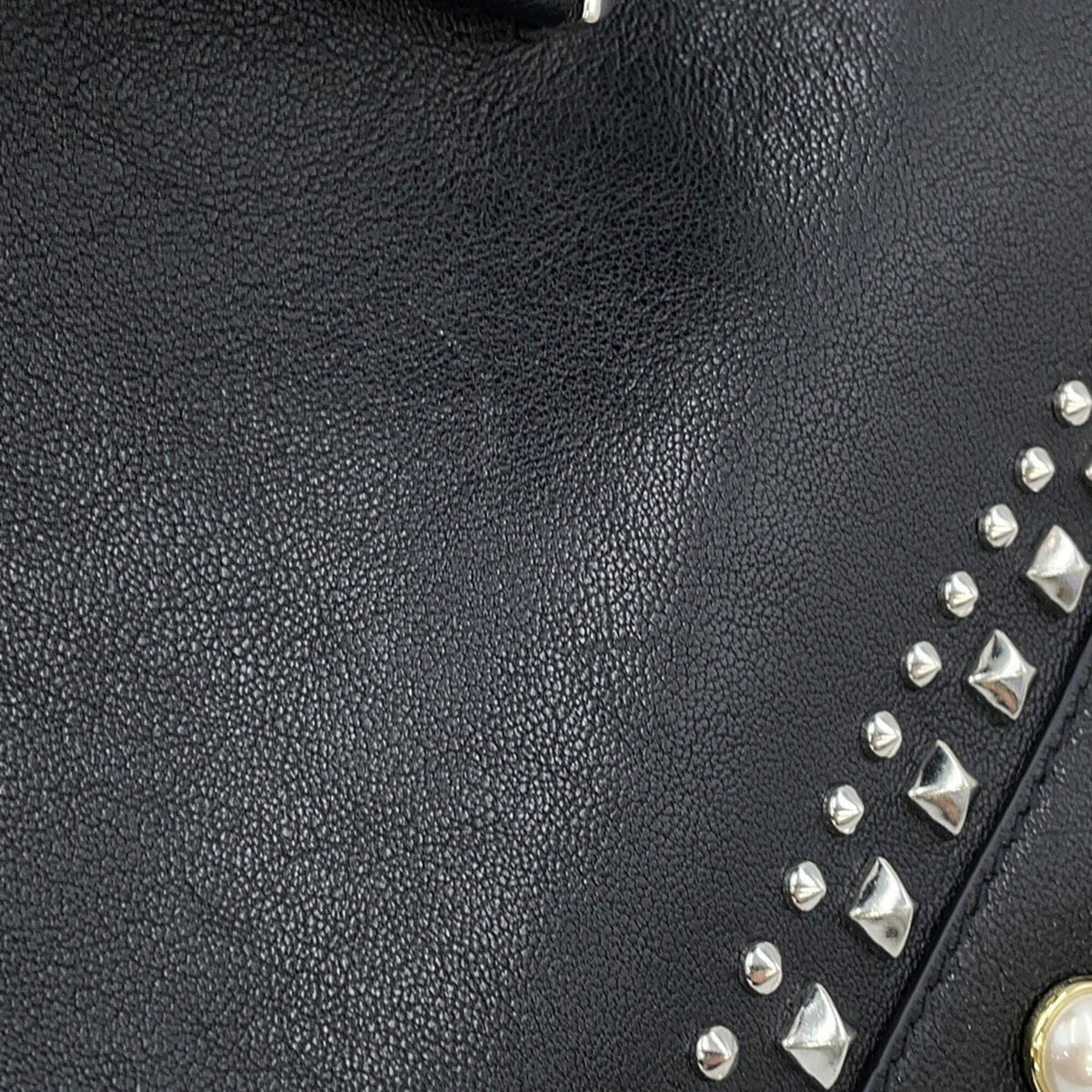 Jimmy Choo Black Leather Artificial Pearl Handbag (Pre-Owned)
