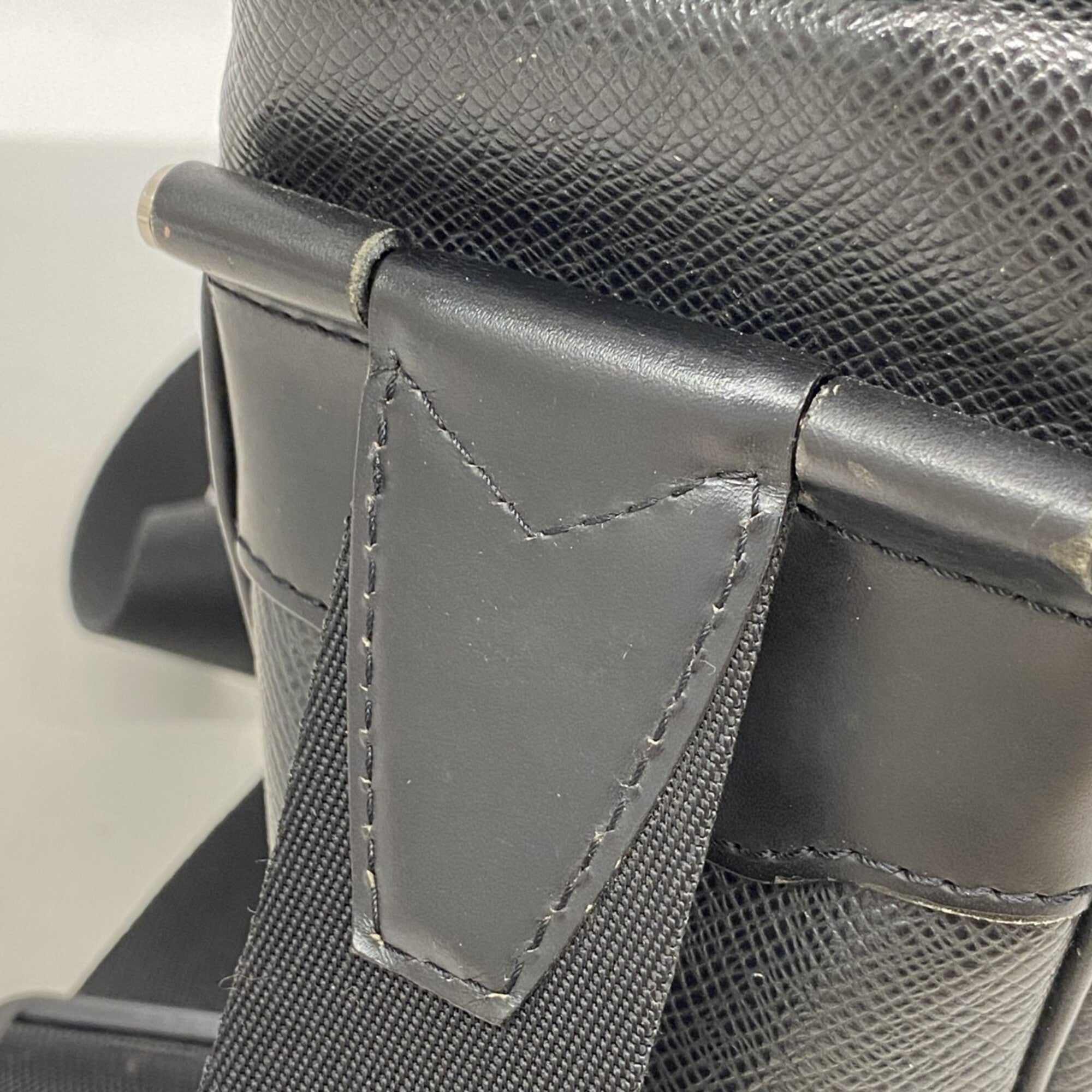 Louis Vuitton Ardoise Shoulder Bag (Pre-Owned)