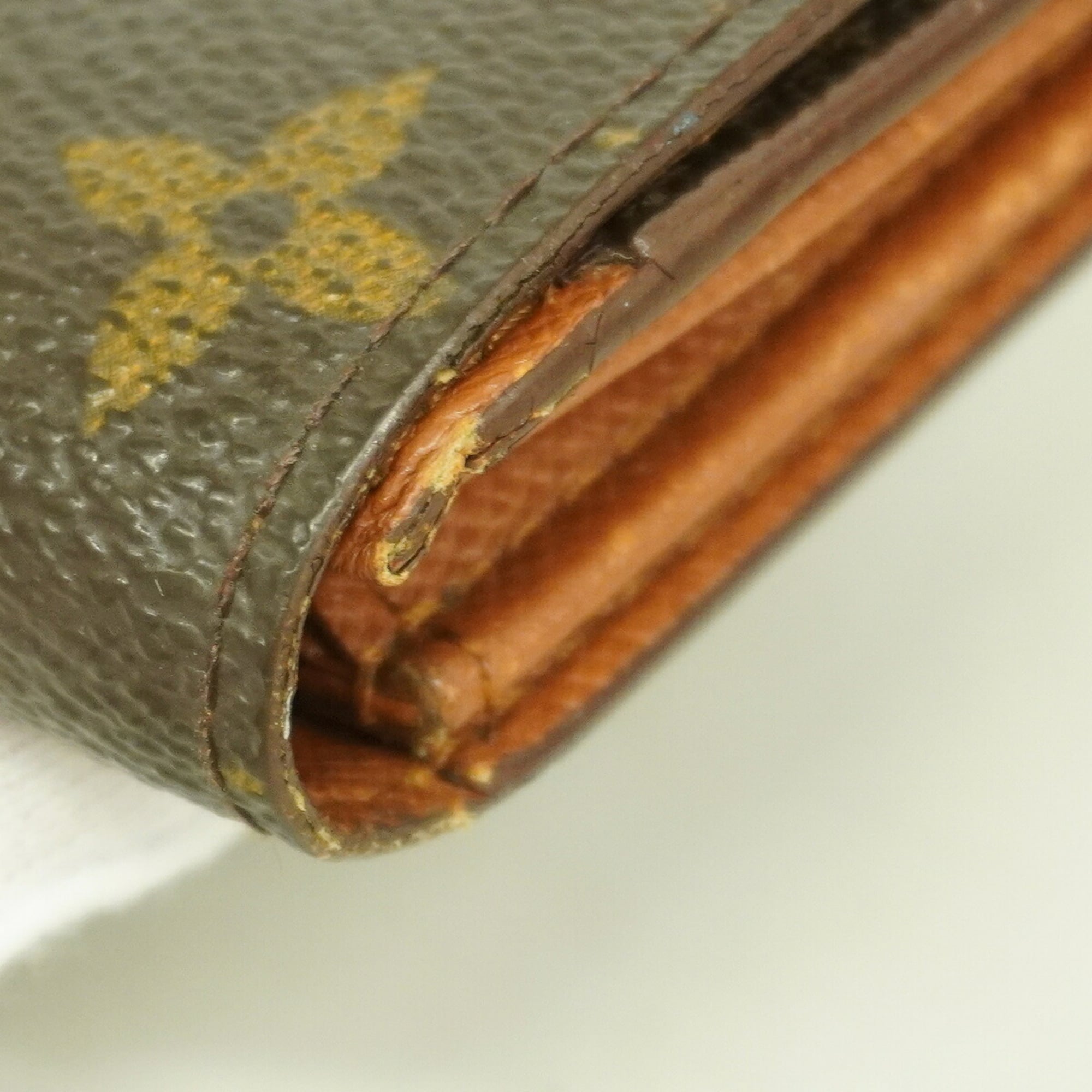 Louis Vuitton Brown Wallet (Bi-Fold) (Pre-Owned)