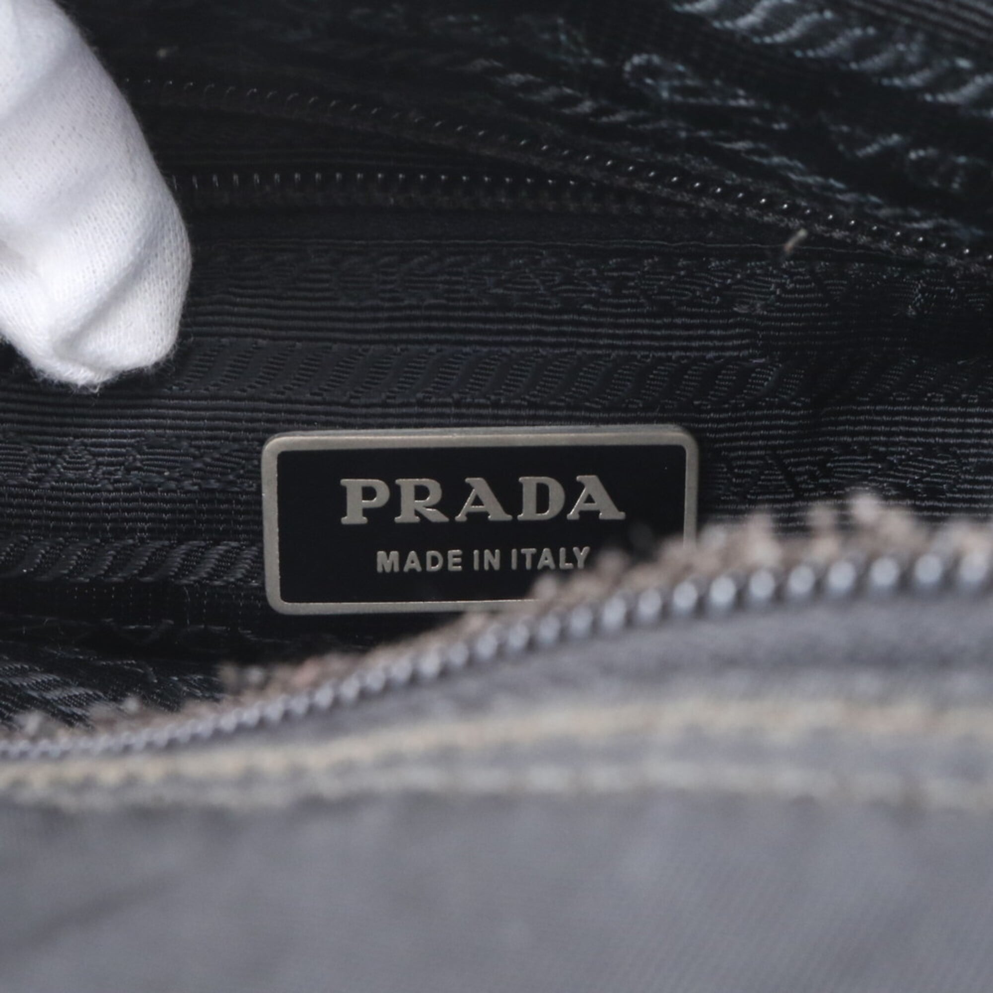 Prada Black Nylon Leather Messenger Bag Shoulder Bag (Pre-Owned)