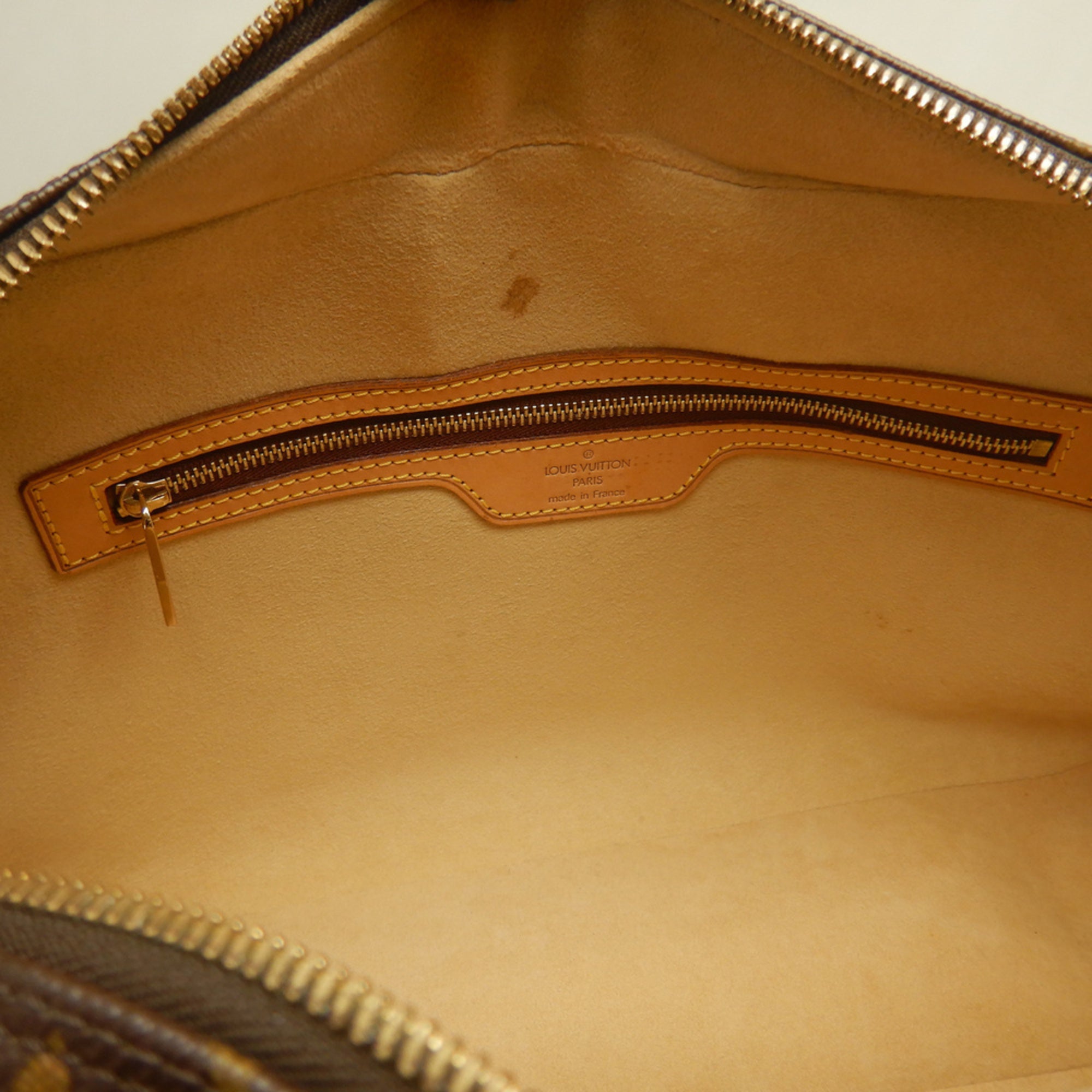 Louis Vuitton Brown Monogram Monogram Canvas Shoulder Bag (Pre-Owned)