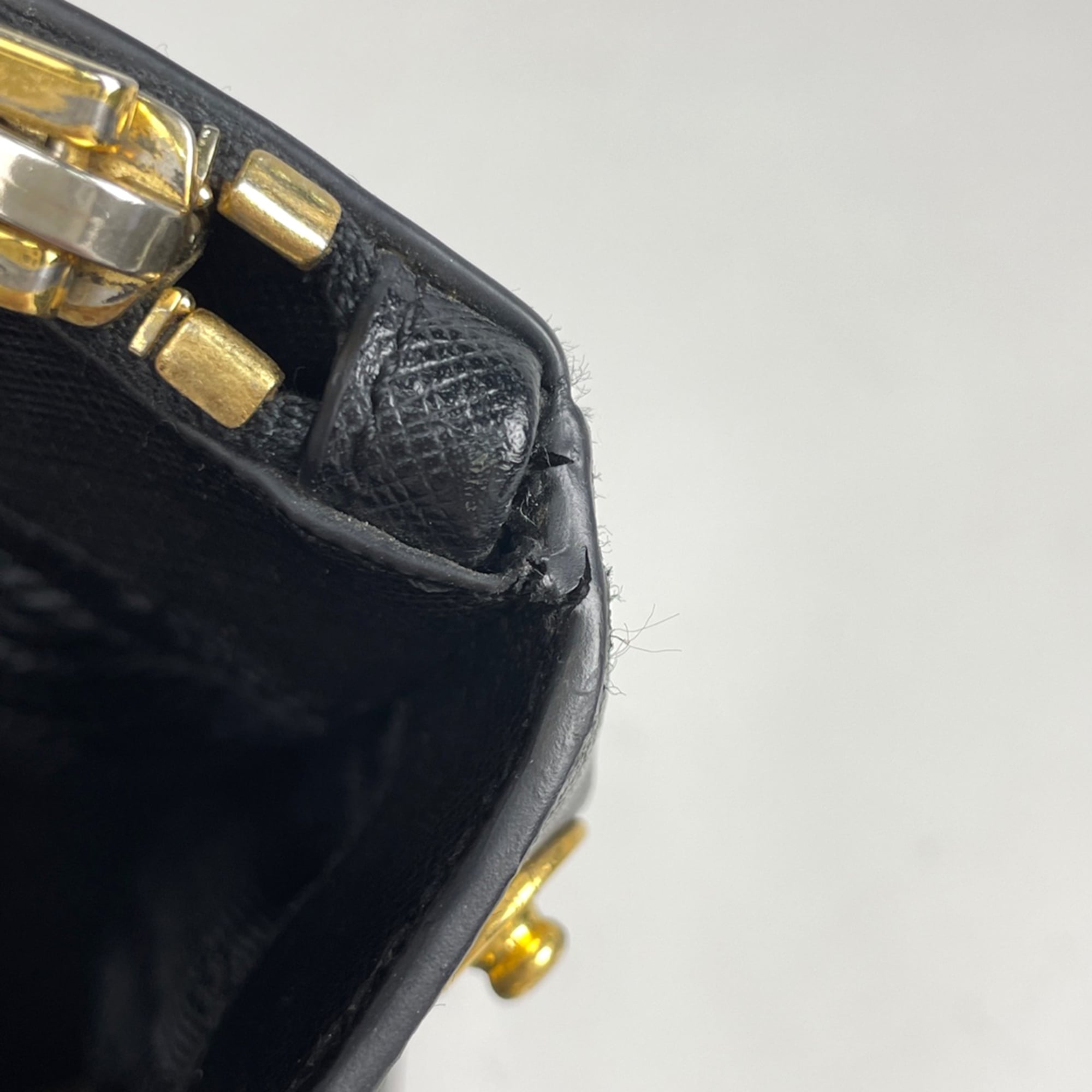 Prada Black Leather Handbag Shoulder Bag (Pre-Owned)