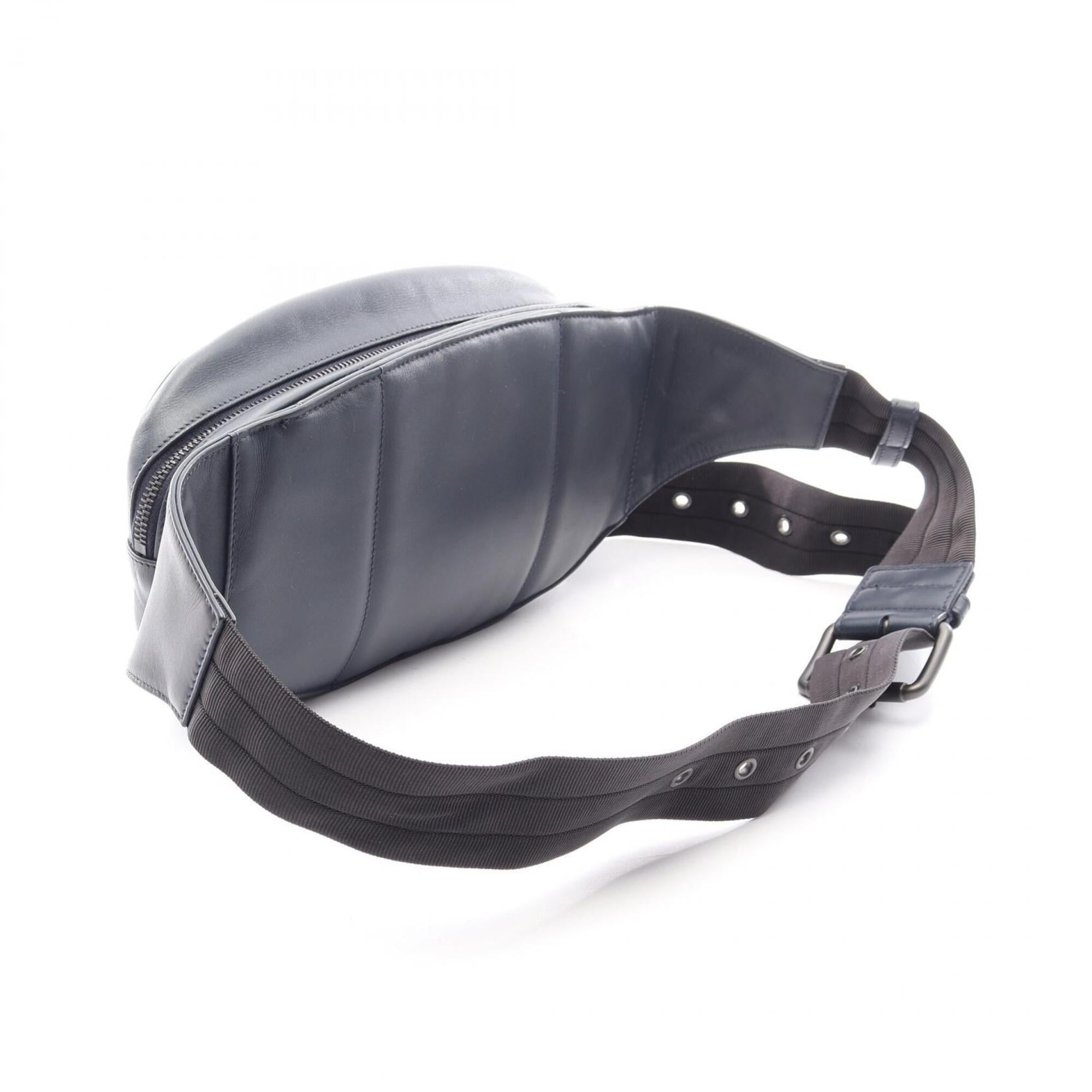 Bottega Veneta Navy Leather Fanny Pack Handbag (Pre-Owned)