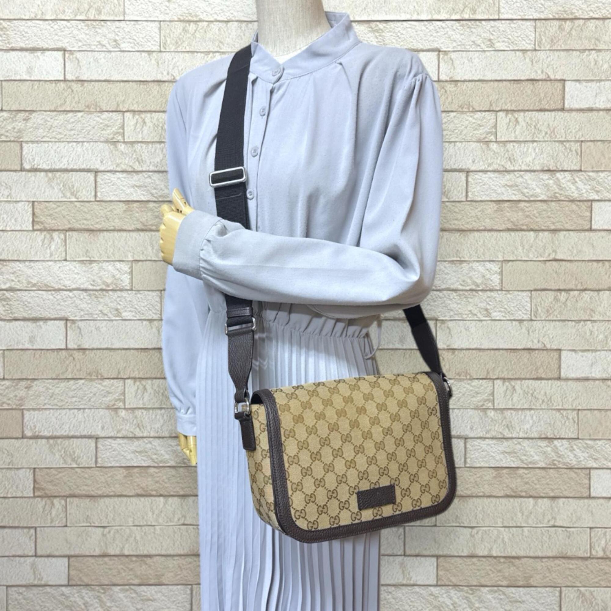 Gucci Beige Dark Brown Gg Canvas Leather Messenger Bag Shoulder Bag (Pre-Owned)