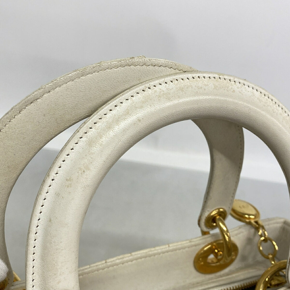 Christian Dior White Leather Handbag (Pre-Owned)