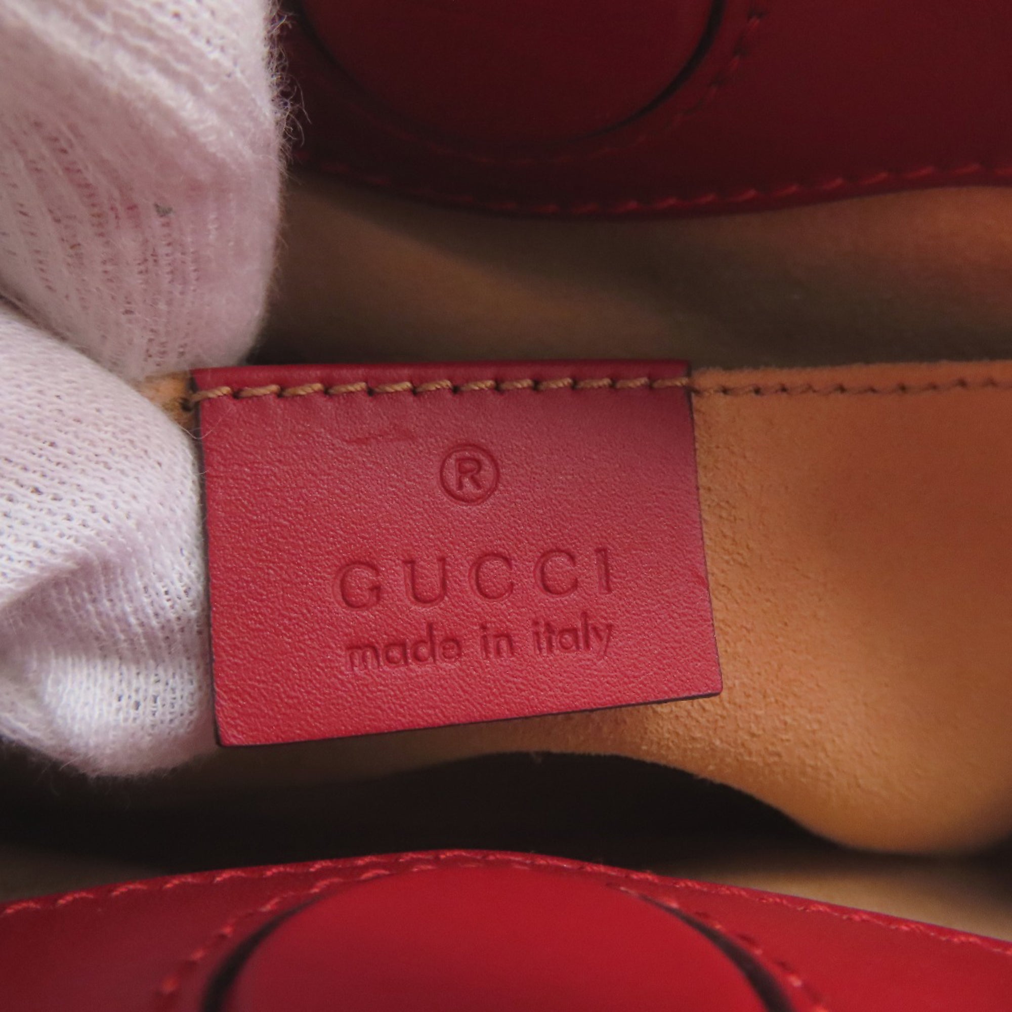 Gucci Red Color Leather Handbag (Pre-Owned)
