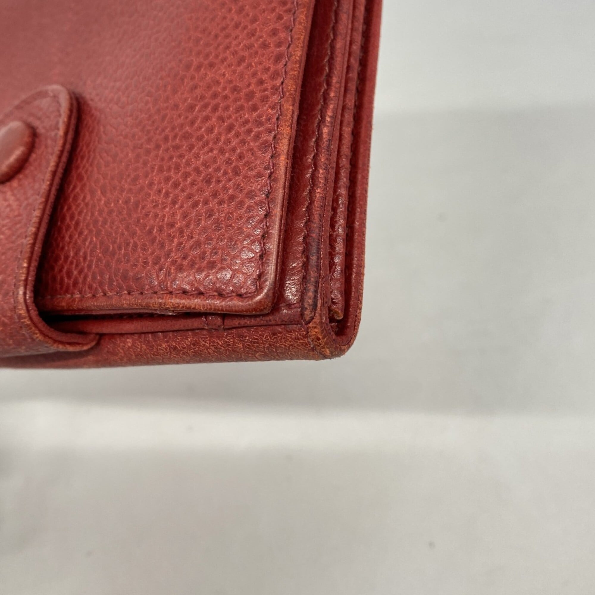 Chanel Red Color Grained Calfskin Wallet (Bi-Fold) (Pre-Owned)