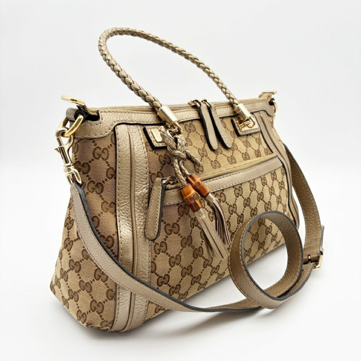 Gucci Gg Canvas Beige Gold Gg Canvas Leather Bamboo Shoulder Bag (Pre-Owned)