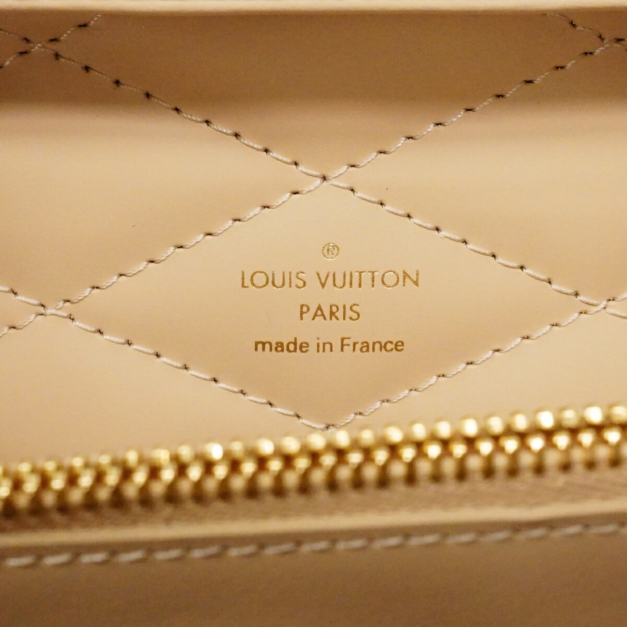 Louis Vuitton Brown Handbag (Pre-Owned)