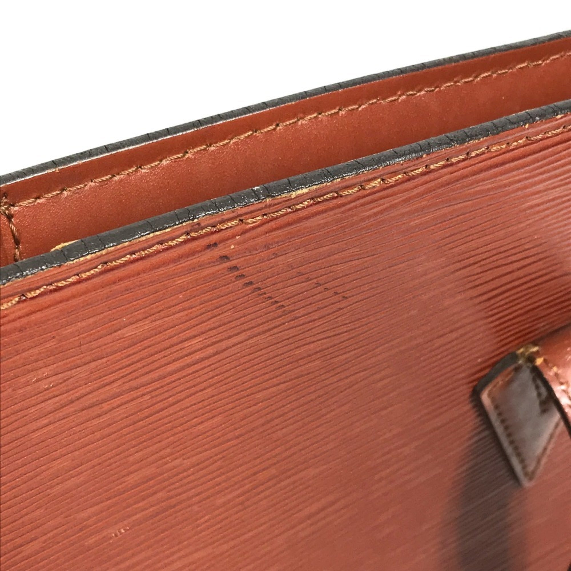 Louis Vuitton Brown Epi Leather Shoulder Bag (Pre-Owned)