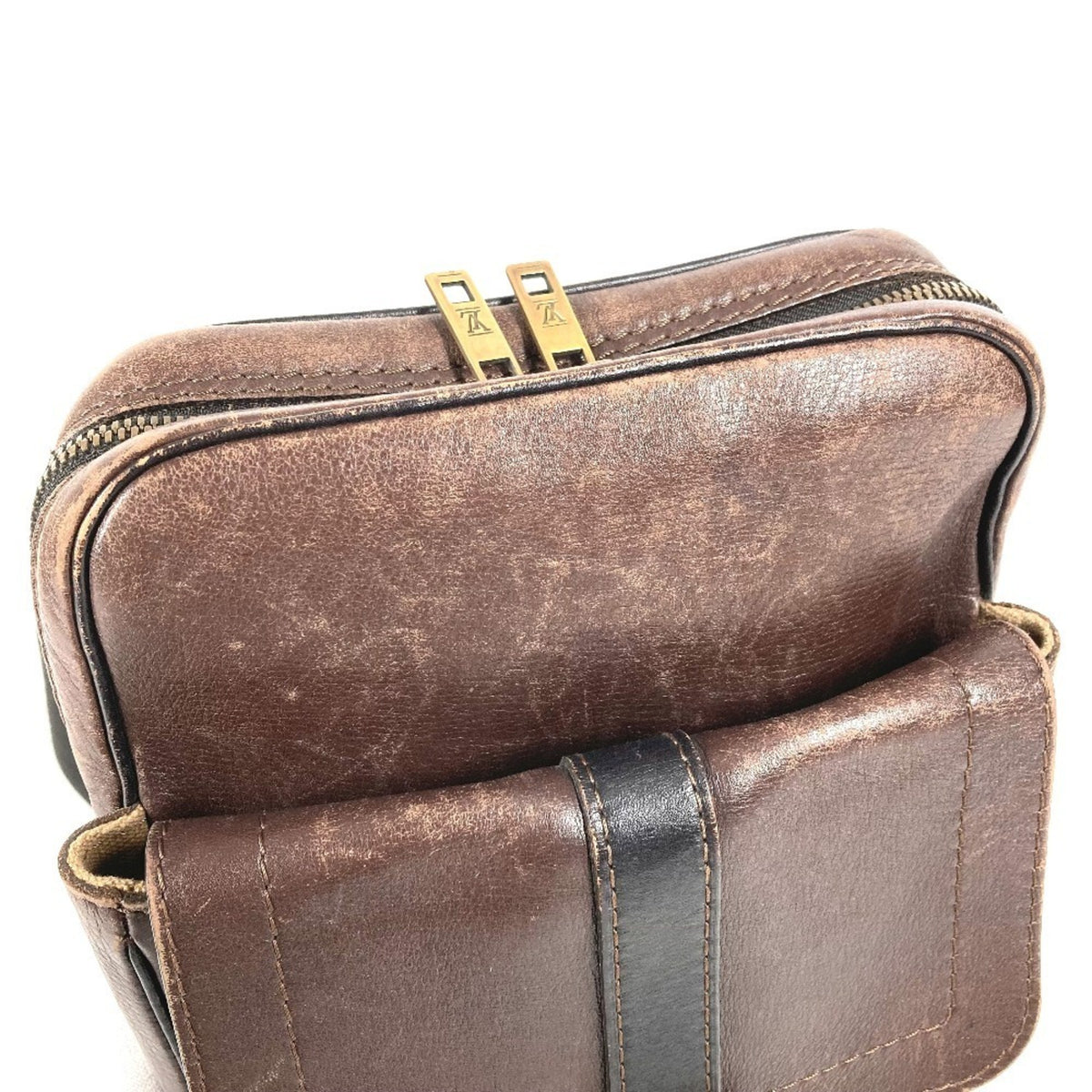 Louis Vuitton Brown Coffee Utah Leather Leather Pochette Shoulder Bag (Pre-Owned)