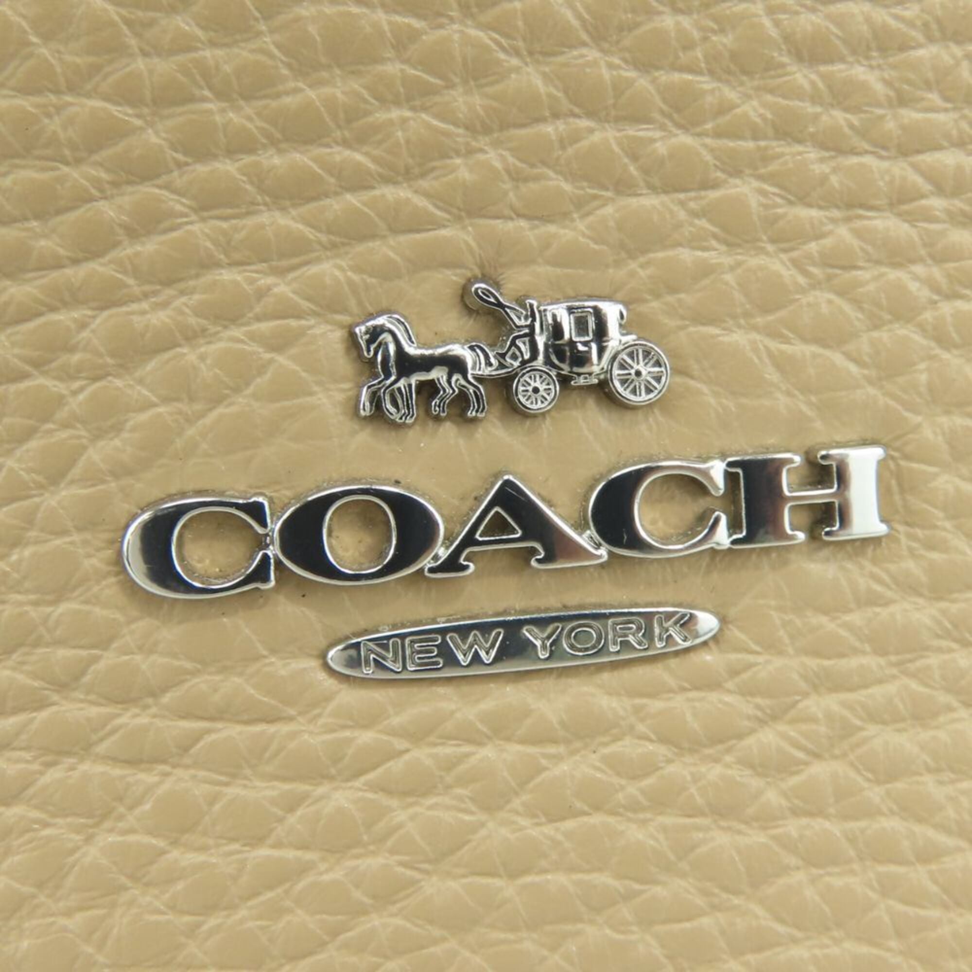 Coach Beige Leather Tote Bag (Pre-Owned)