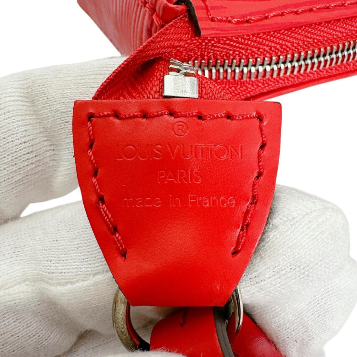 Louis Vuitton Red Color Epi Leather Pochette Pouch (Pre-Owned)
