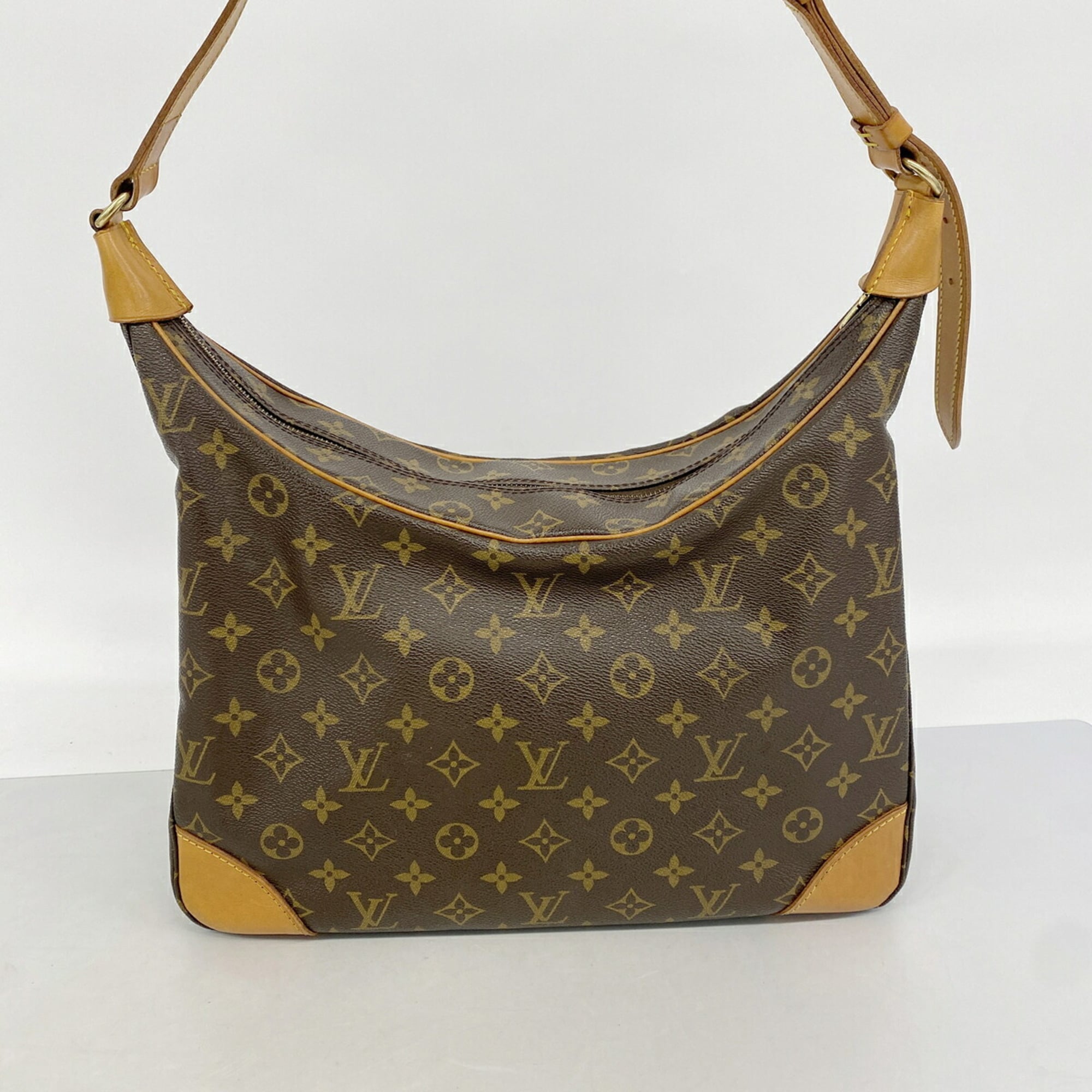 Louis Vuitton Brown Shoulder Bag (Pre-Owned)