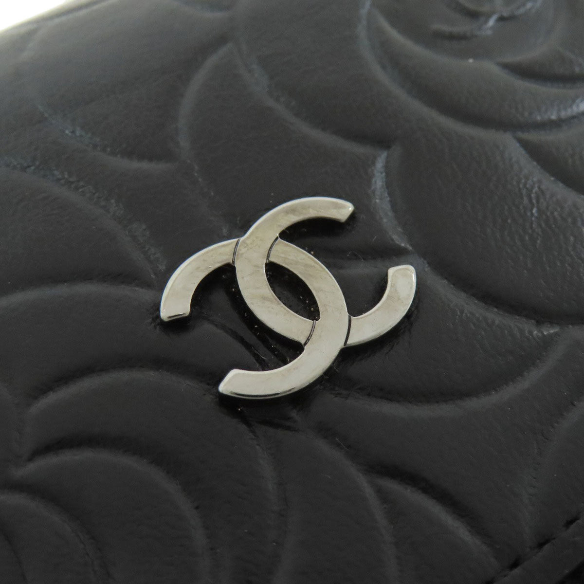 Chanel Black Leather Long Wallet (Bi-Fold) (Pre-Owned)