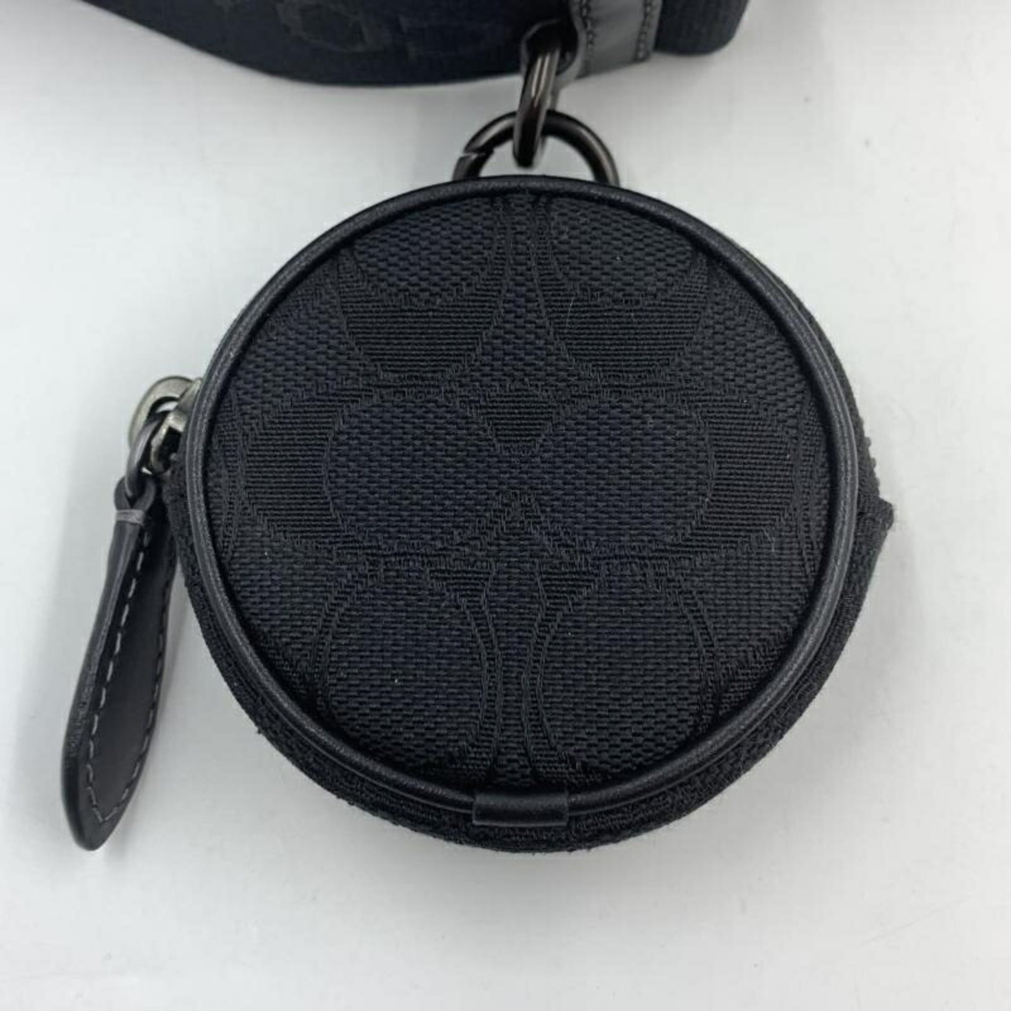 Coach Black Shoulder Bag (Pre-Owned)