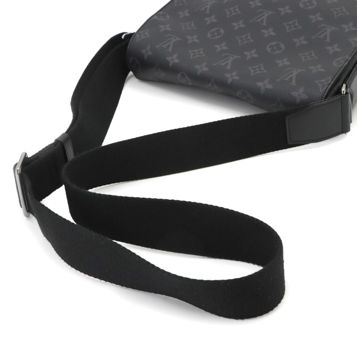 Louis Vuitton Monogram Eclipse Monogram Eclipse Handbag Shoulder Bag (Pre-Owned)