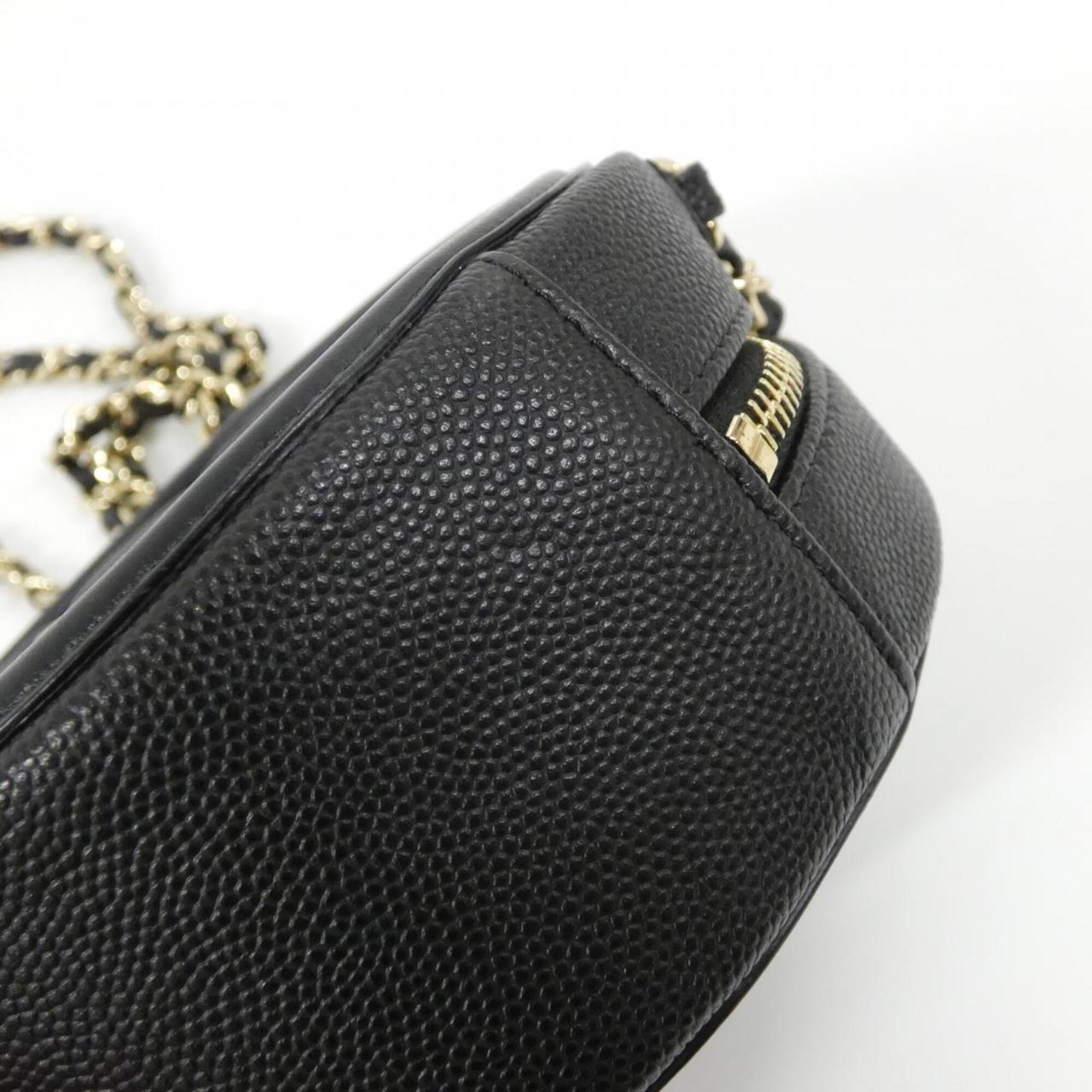 Chanel Black Grained Calfskin Shoulder Bag (Pre-Owned)