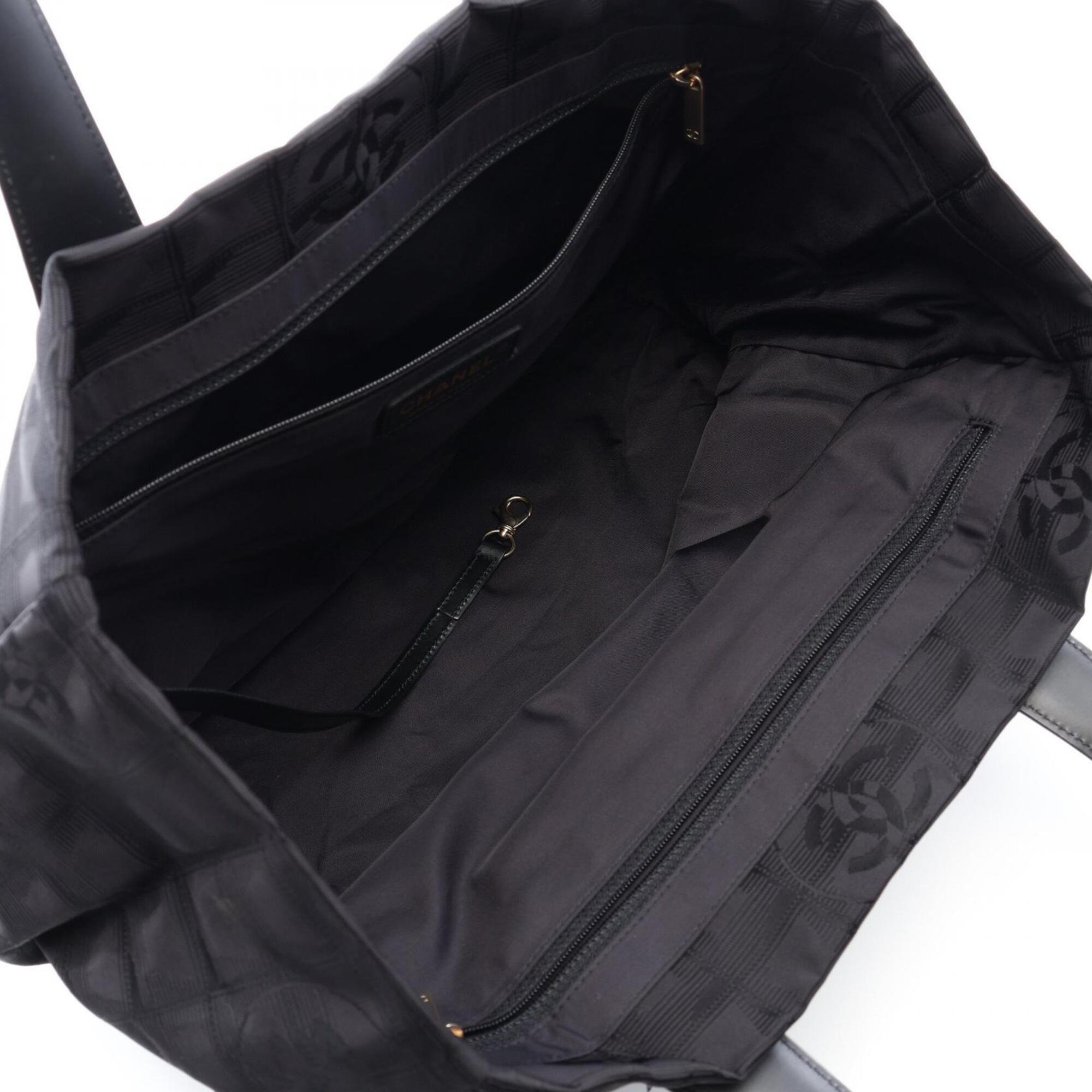 Chanel Black Leather Nylon Canvas Handbag Tote Bag (Pre-Owned)