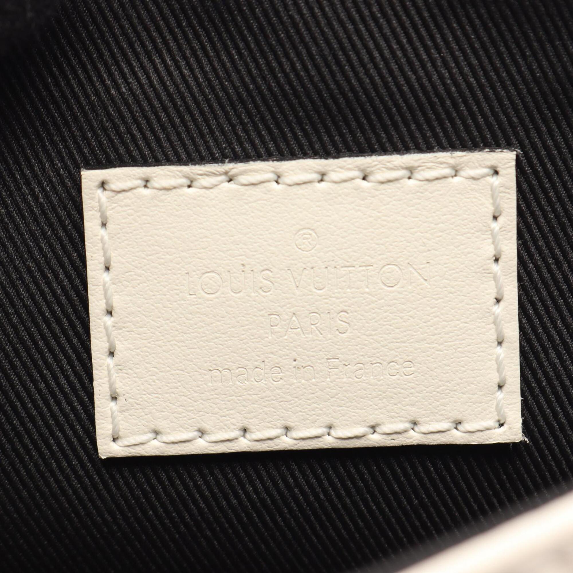 Louis Vuitton Ivory Leather Fanny Pack (Pre-Owned)