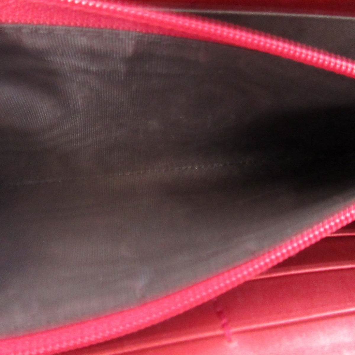 Gucci Metallic Red Leather Long Wallet (Bi-Fold) (Pre-Owned)