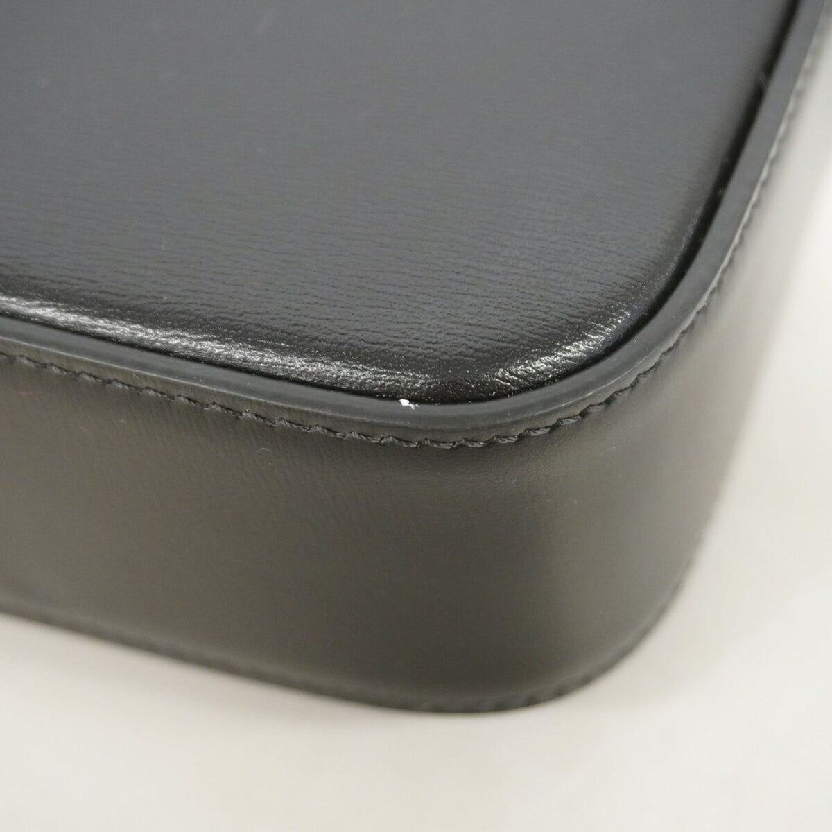 Celine Black Leather Shoulder Bag (Pre-Owned)