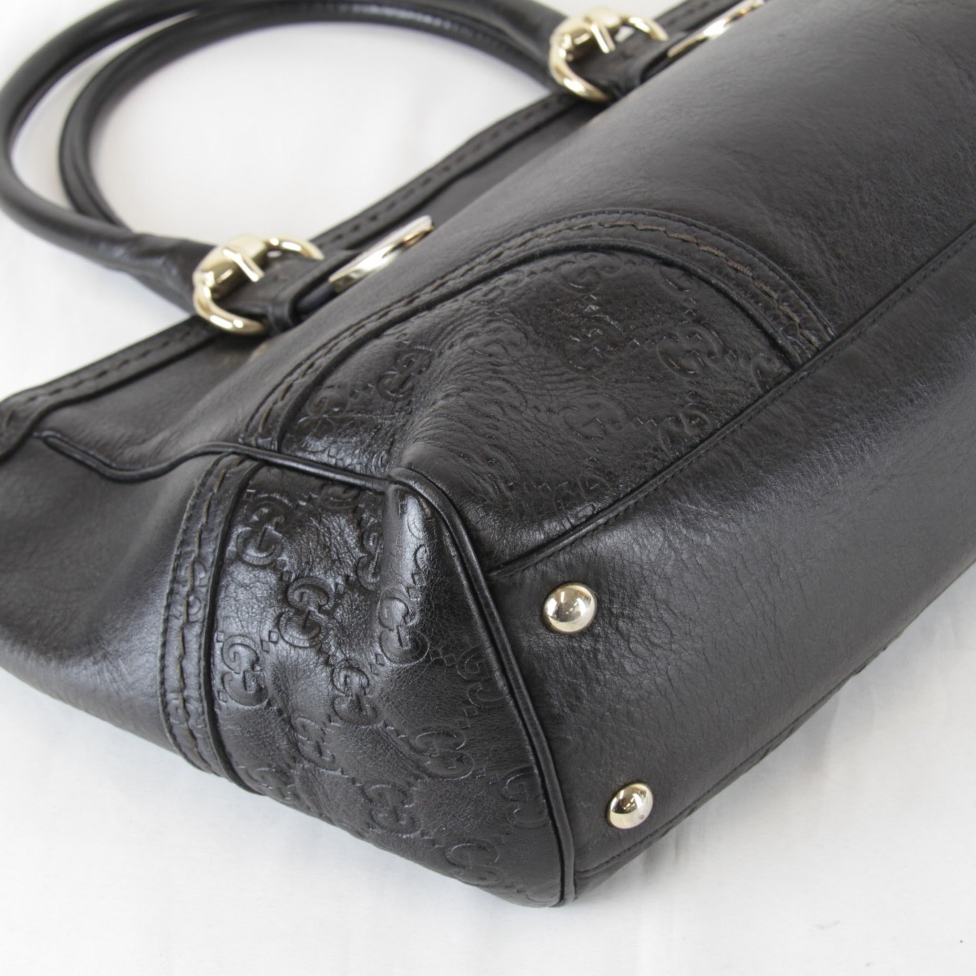 Gucci Guccissima Black Gg Leather Leather Tote Bag (Pre-Owned)
