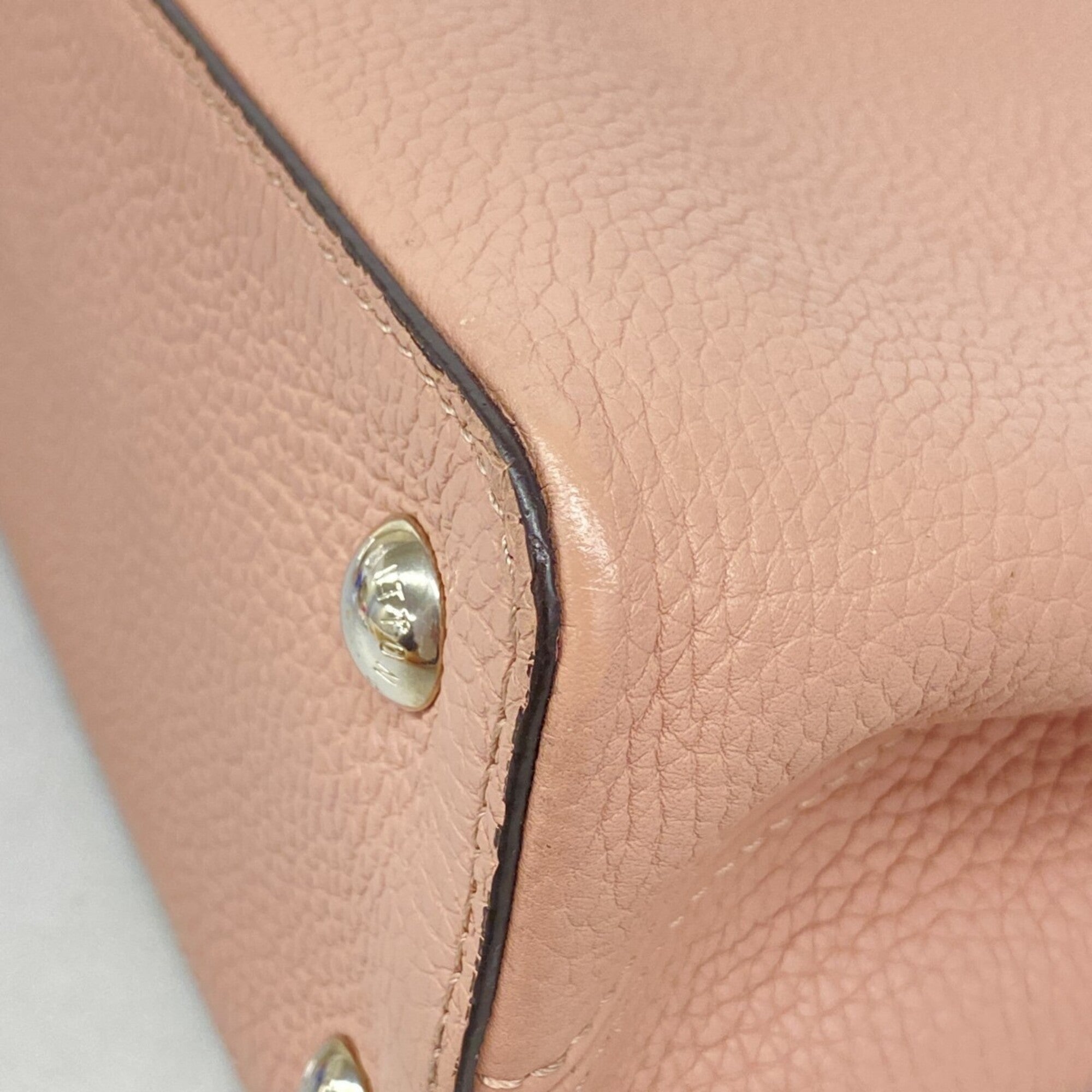 Louis Vuitton Magnolia Handbag (Pre-Owned)