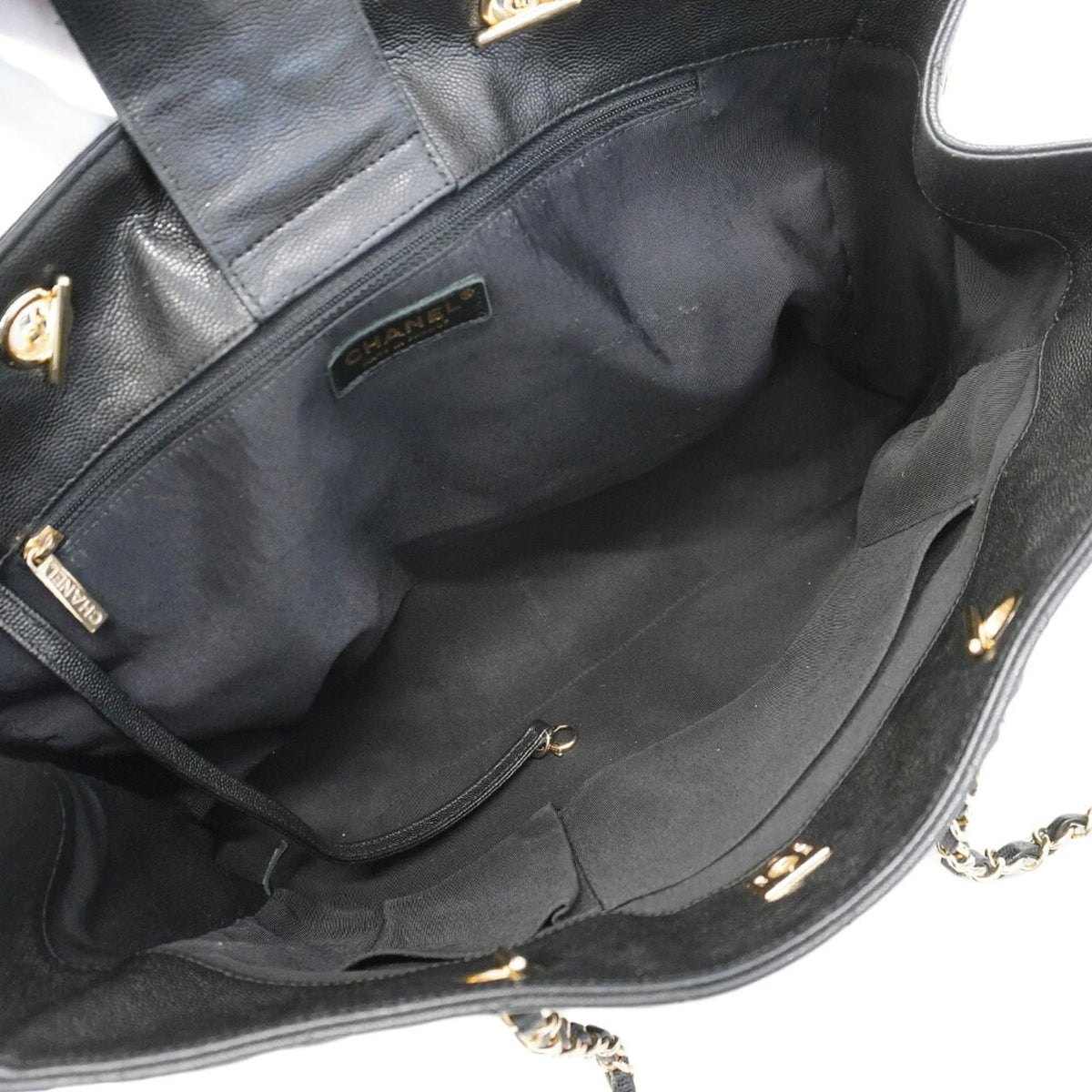 Chanel Black Grained Calfskin Tote Bag (Pre-Owned)