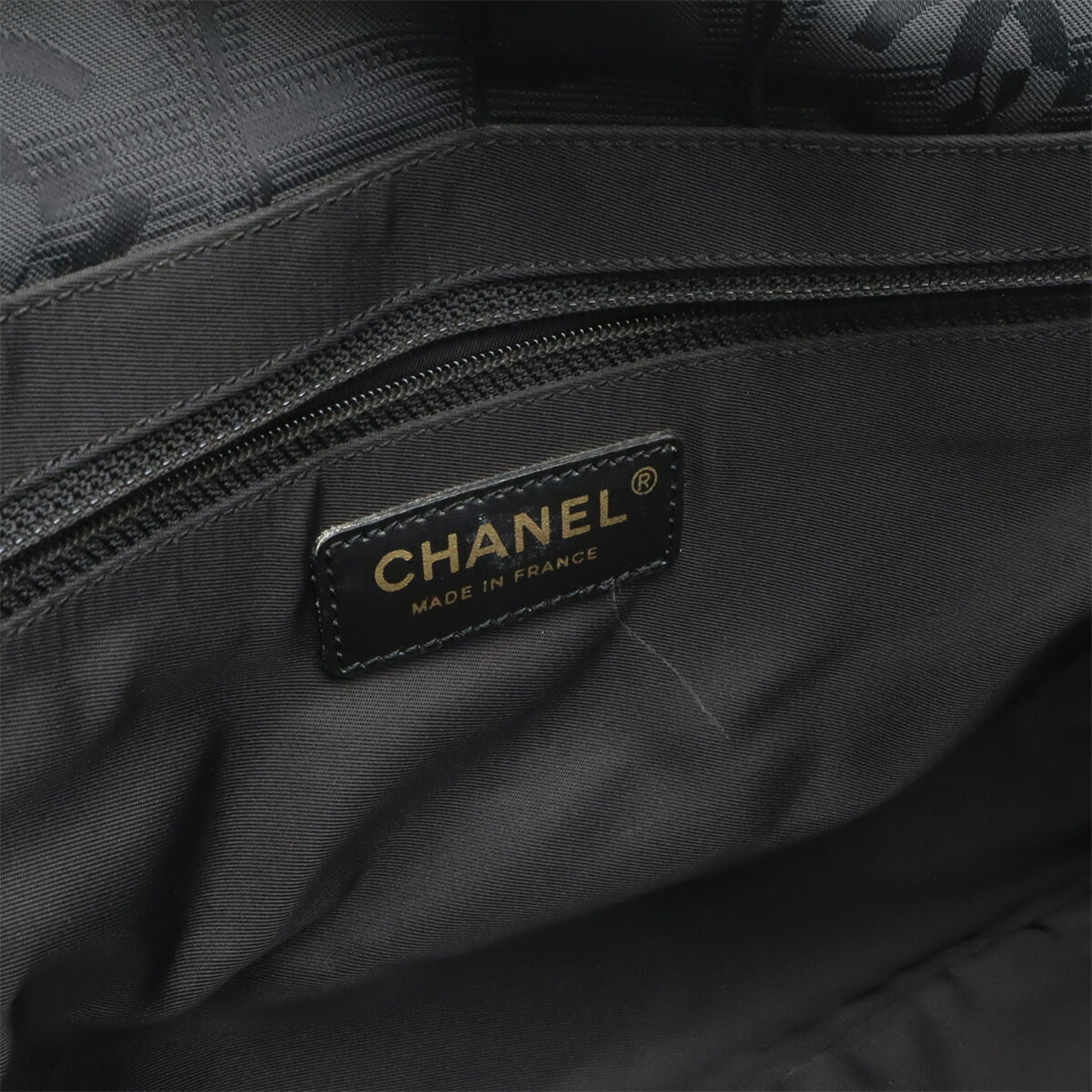 Chanel Black Nylon Leather Shoulder Bag Tote Bag (Pre-Owned)