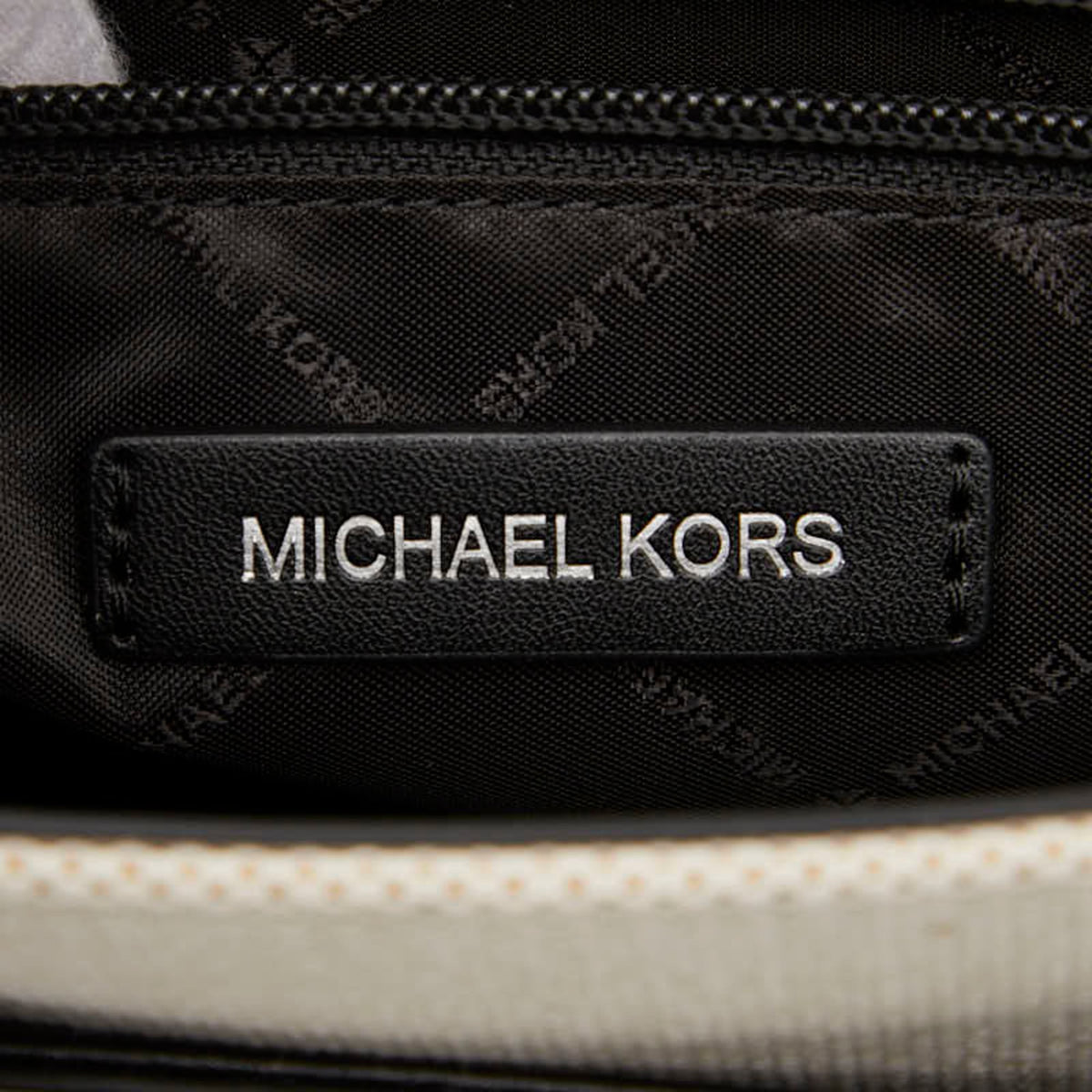 Michael Kors Beige Black Canvas Leather Shoulder Bag (Pre-Owned)